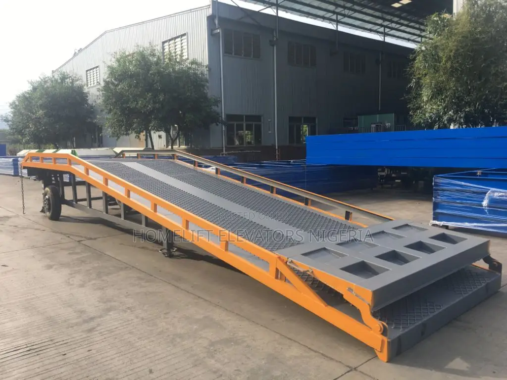 Container Loading Ramps Lift