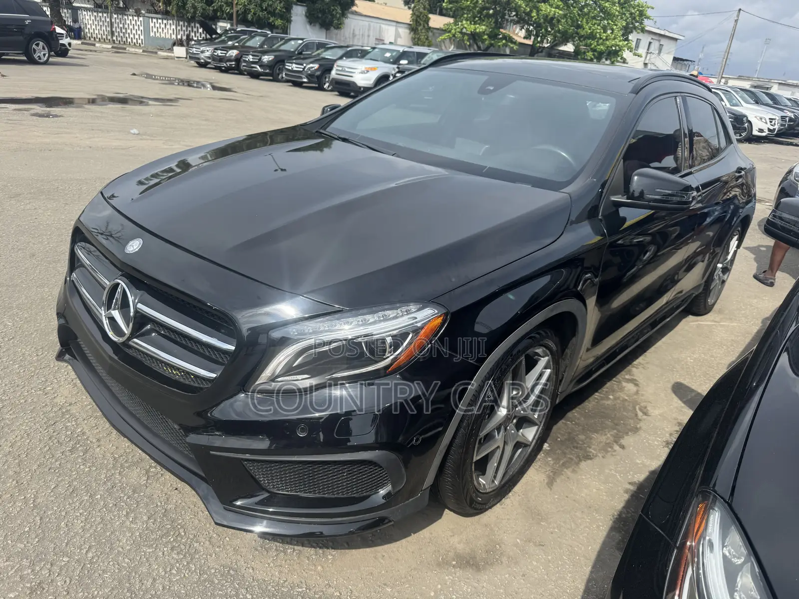 Mercedes-Benz GLA-Class 2016 Black