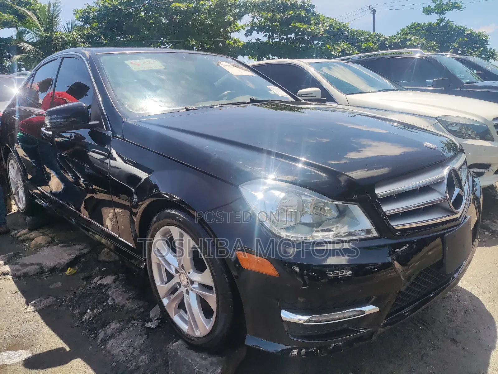 Mercedes-Benz C300 2012 Black