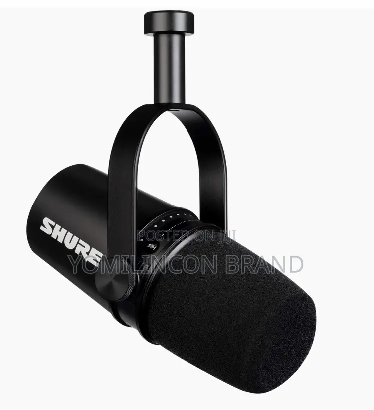 Shure MV7 XLR/USB Dynamic Podcasting Microphone (Black)