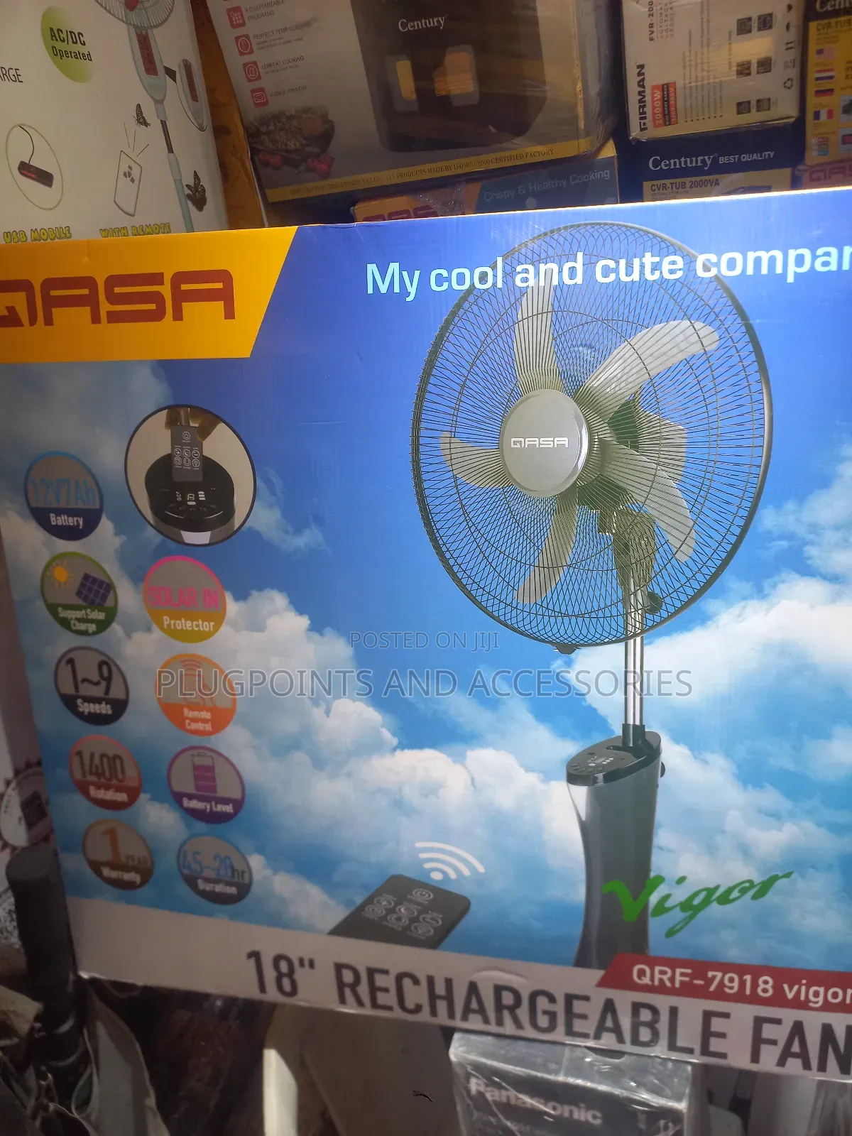 18" Qasa Rechargeable Fan Vigour