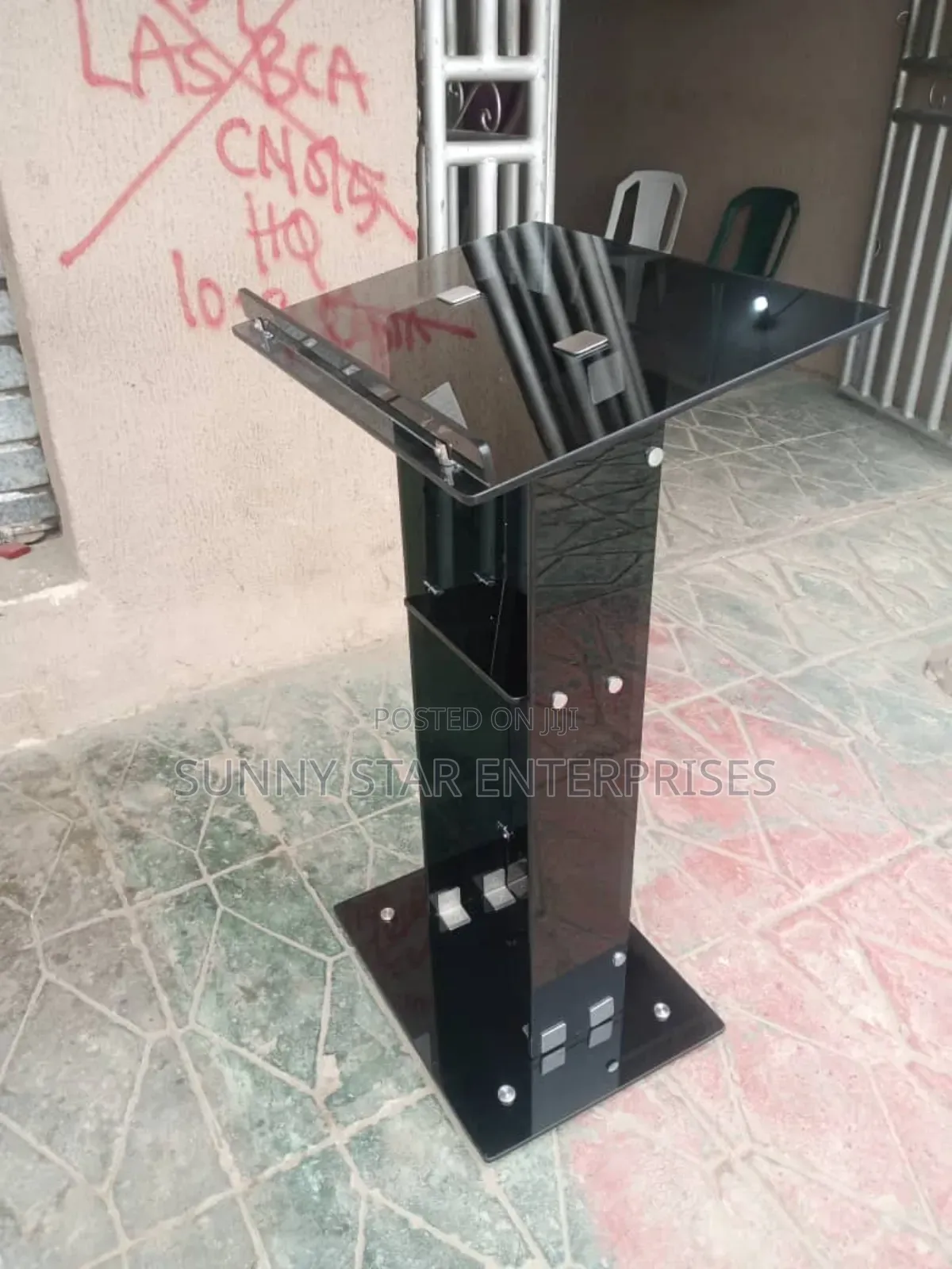 High Quality Unique Thick Glass Pulpit for Church