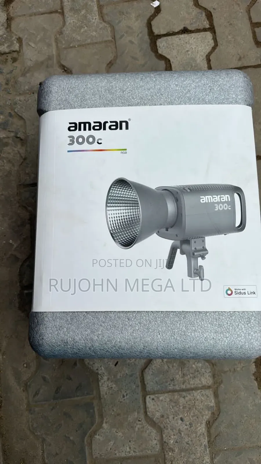 Aputure Amaran 300c 300w RGB Led Monolight