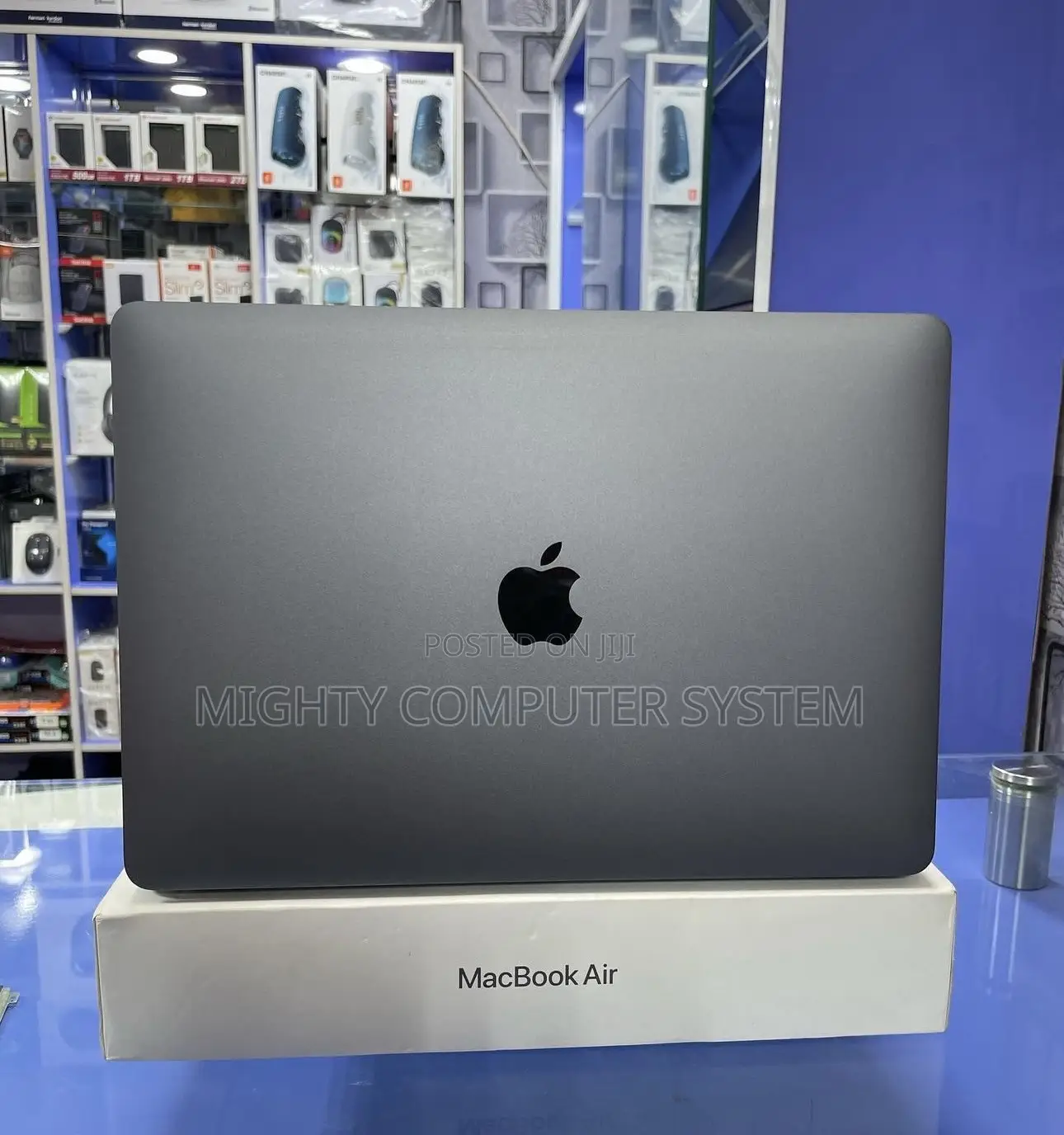 Laptop Apple MacBook Air 2020 8GB Intel SSD 256GB