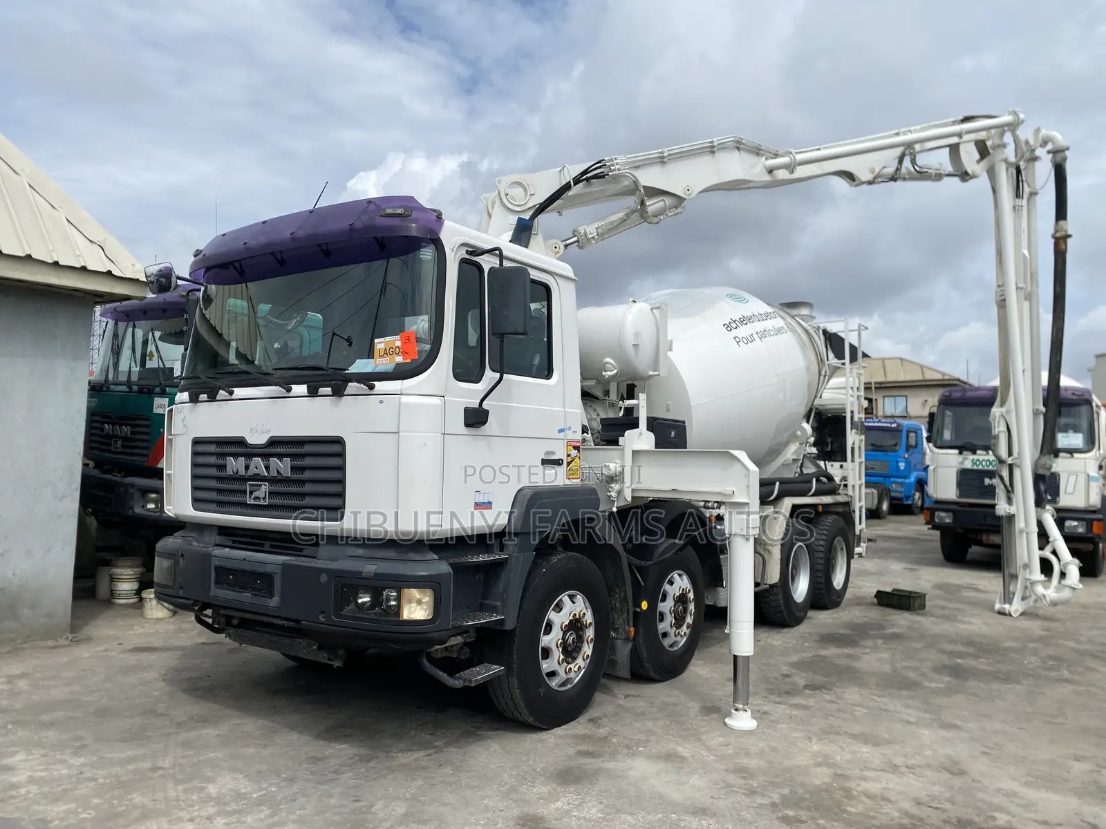CONCRETE MIXER With Pump - 12 Tyres (10 Cubic)