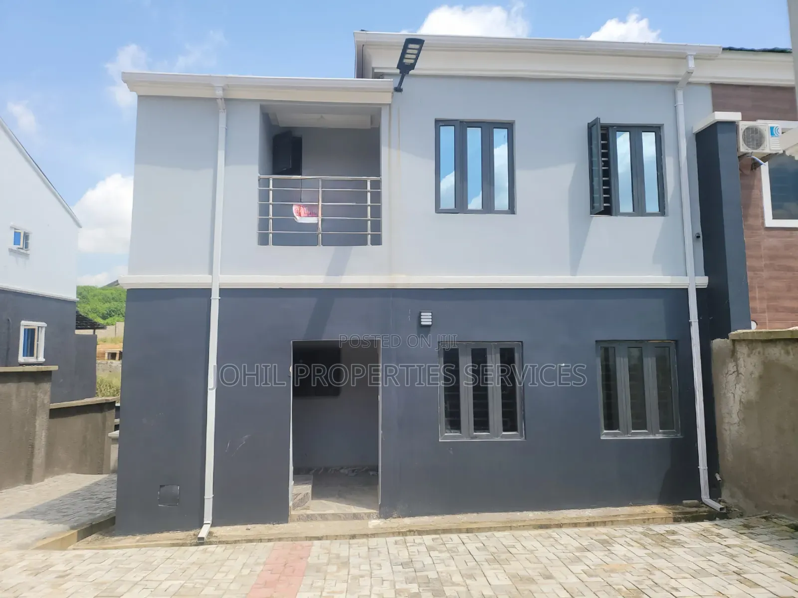 2bdrm Apartment in Naf Valley Estate, Asokoro for rent