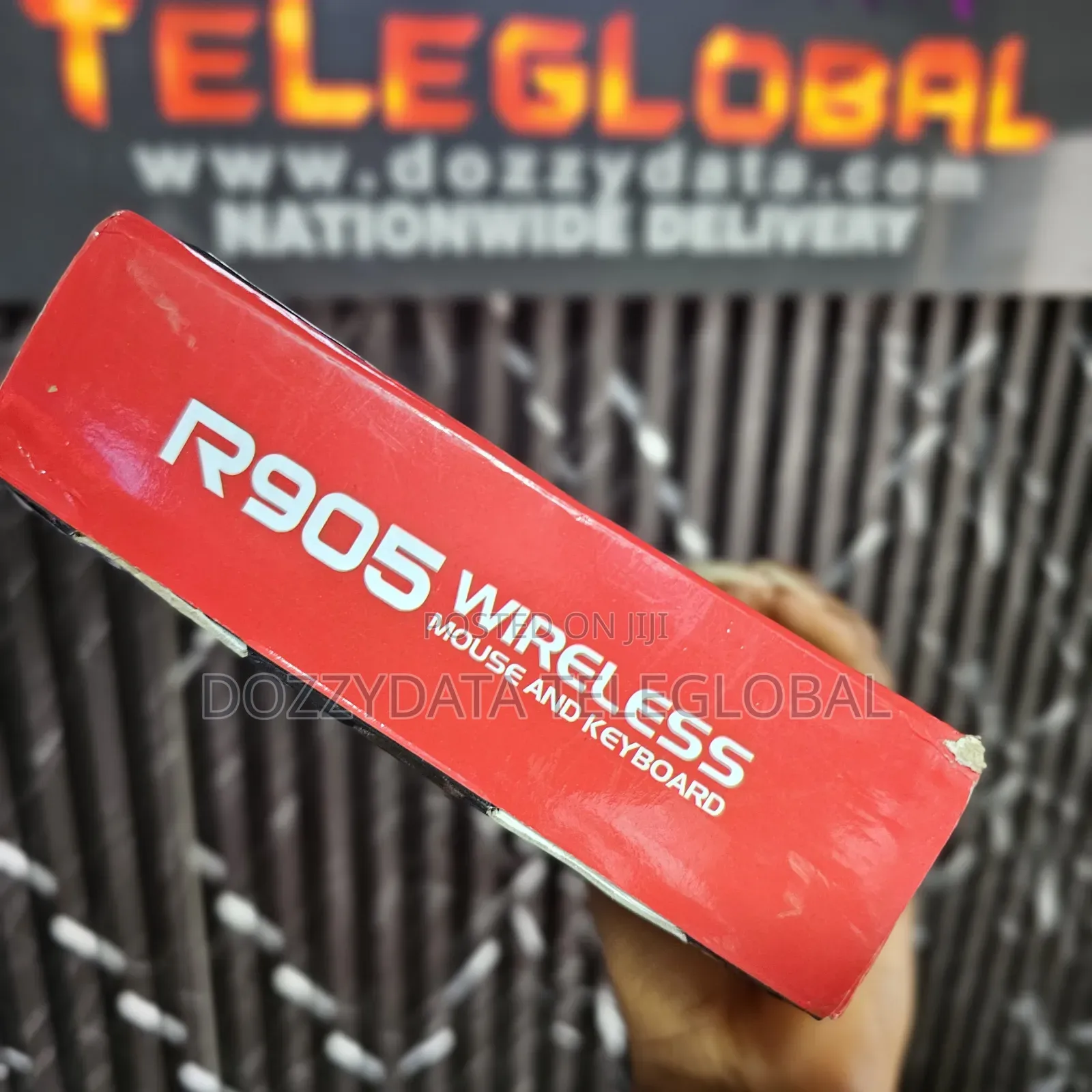 RAIKU R905 Wireless Mouse and Keyboard
