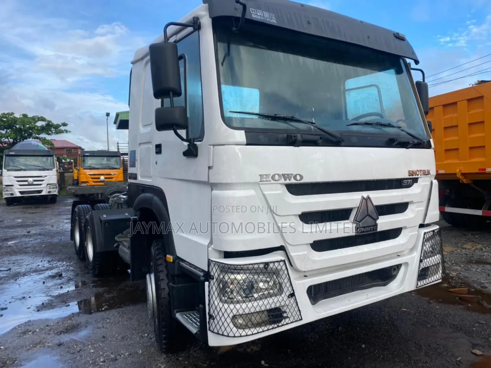 White Howo 371 Tractor Head