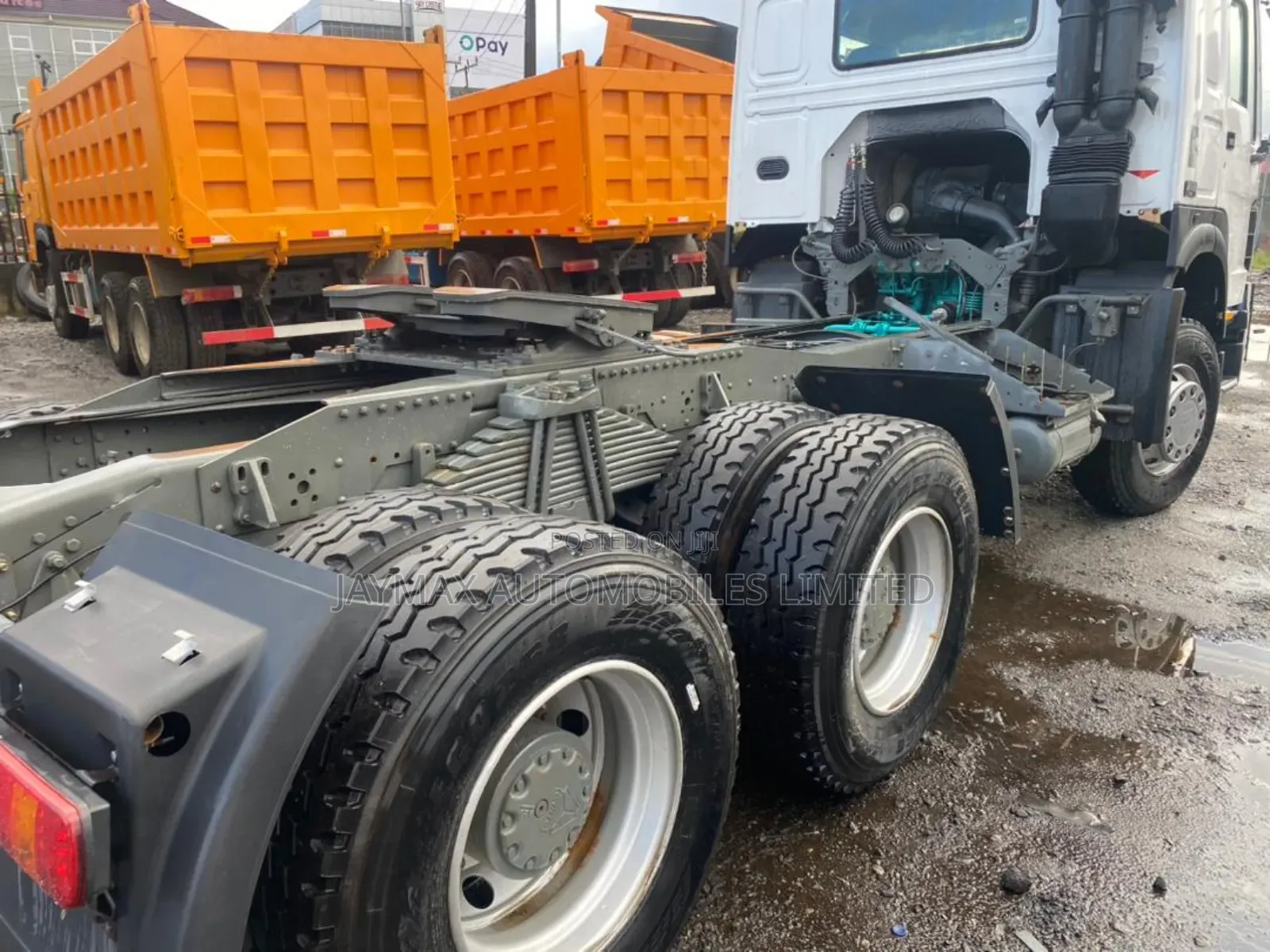 White Howo 371 Tractor Head