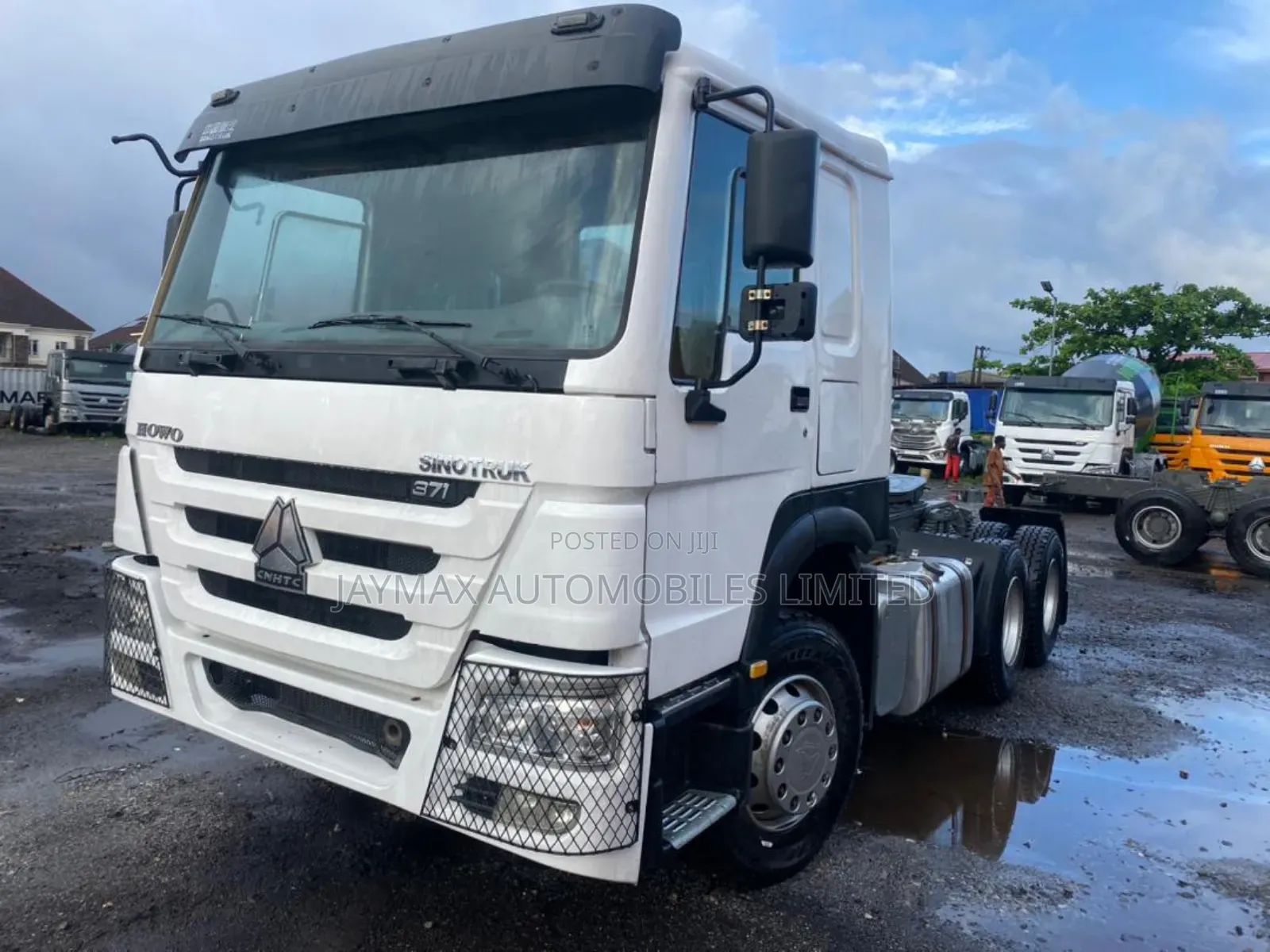 White Howo 371 Tractor Head