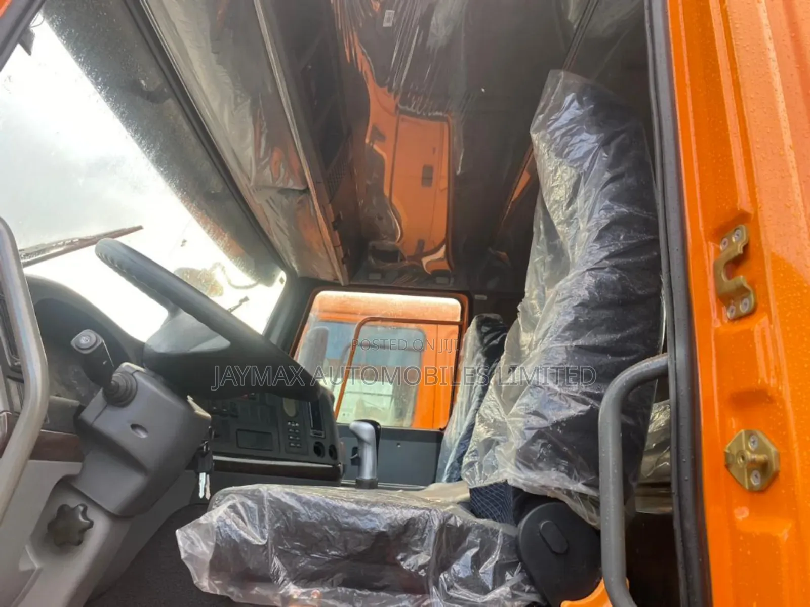 Howo Truck Head 2017 Orange