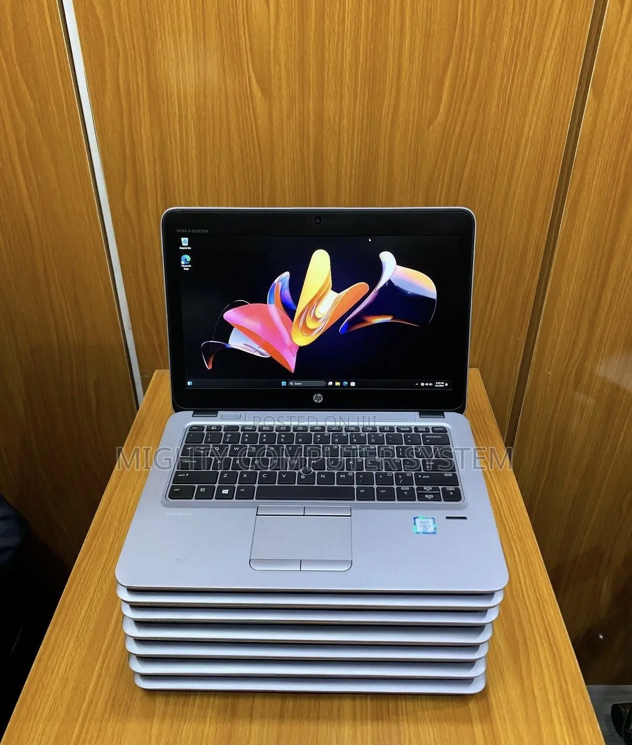 Laptop HP EliteBook 820 G3 8GB Intel Core I5 SSD 256GB