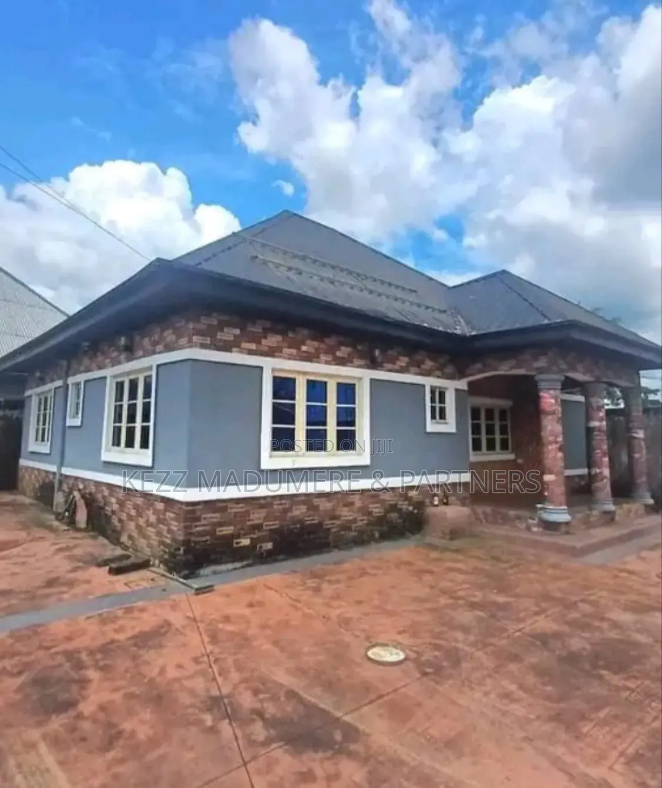 2bdrm Bungalow in Off Sars Road , Port for sale