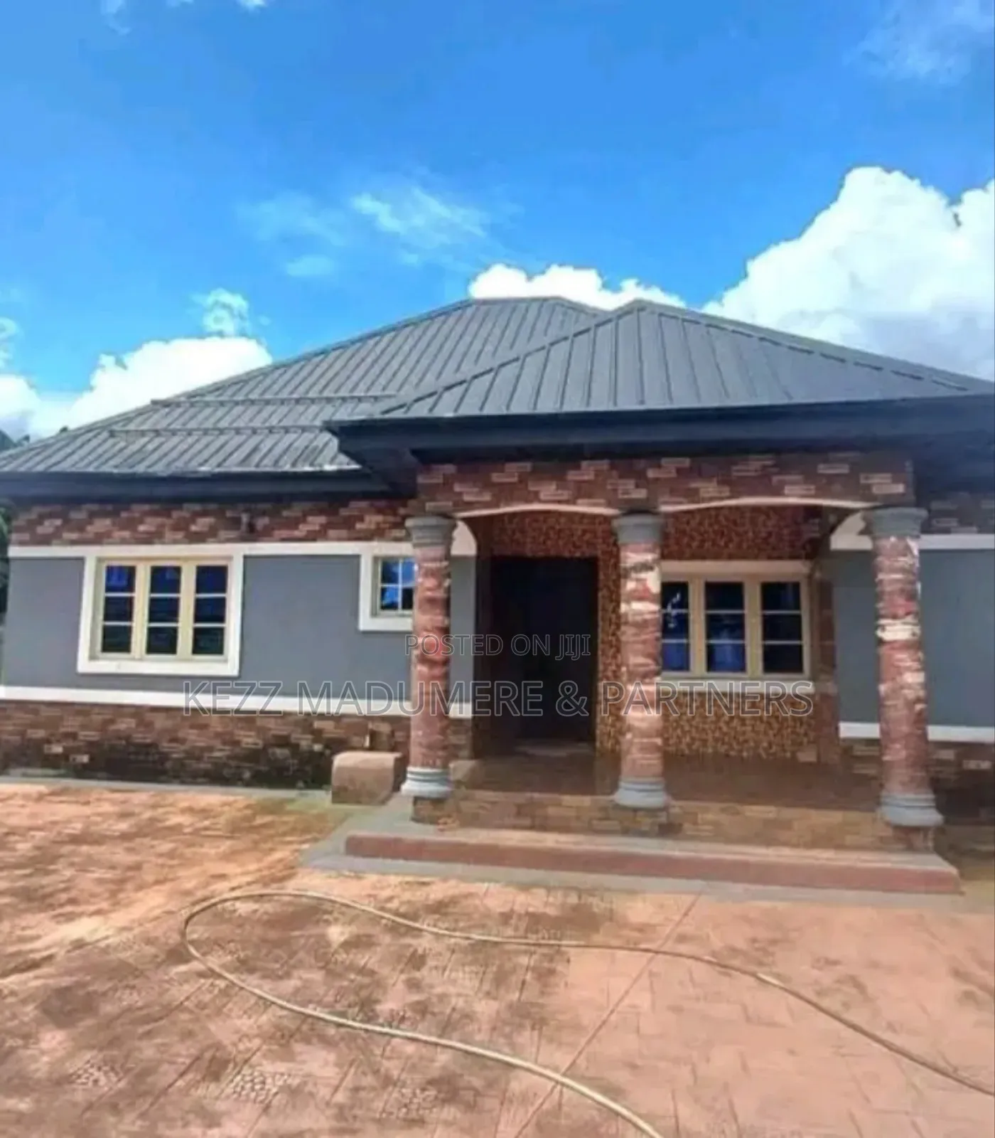 2bdrm Bungalow in Off Sars Road , Port for sale