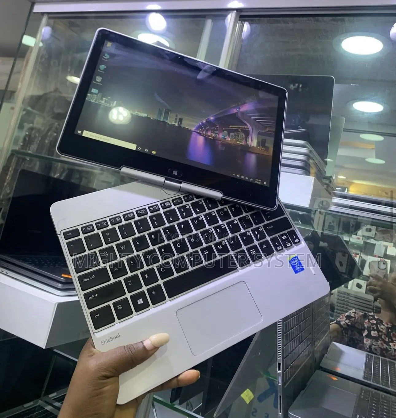 Laptop HP EliteBook Revolve 810 G3 Tablet 8GB Intel Core I5 SSD 256GB