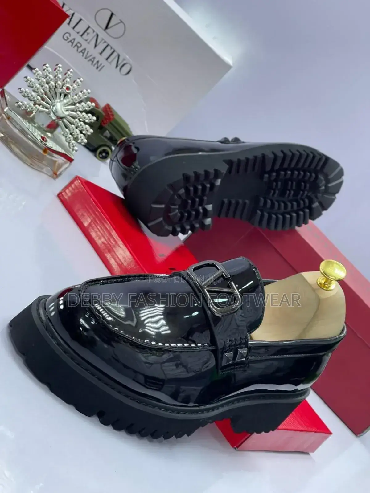 Valentino Quality Men Shoe