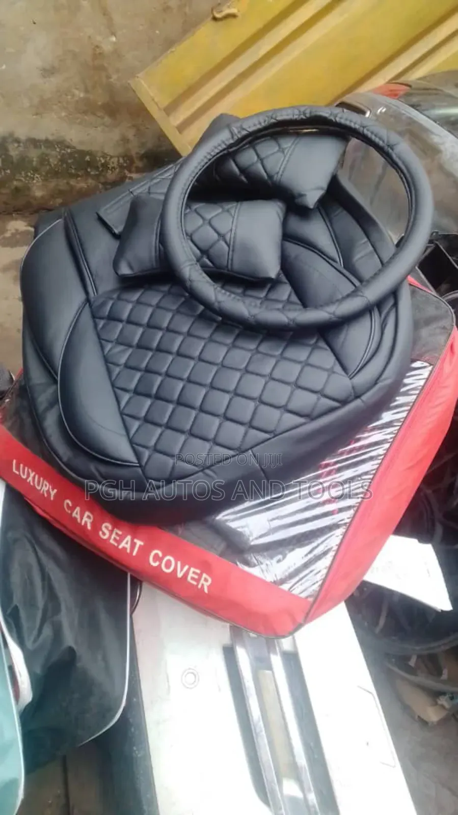 Crown Seats Cover