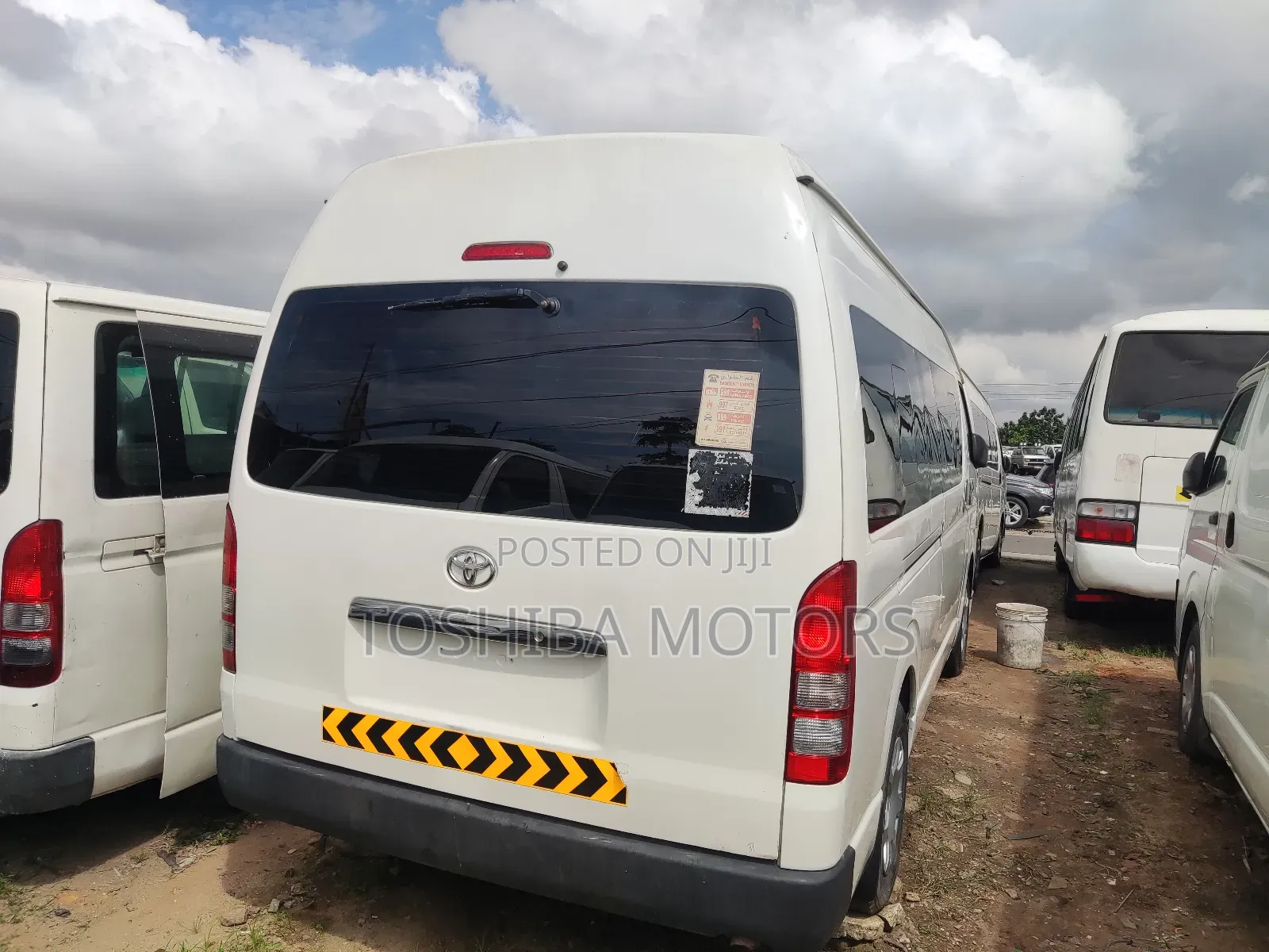 Toyota HiAce 2016 White