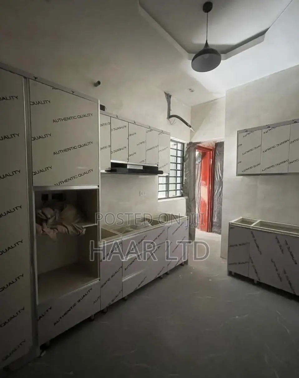 4bdrm Duplex in Lagos Island / Lagos Island for rent
