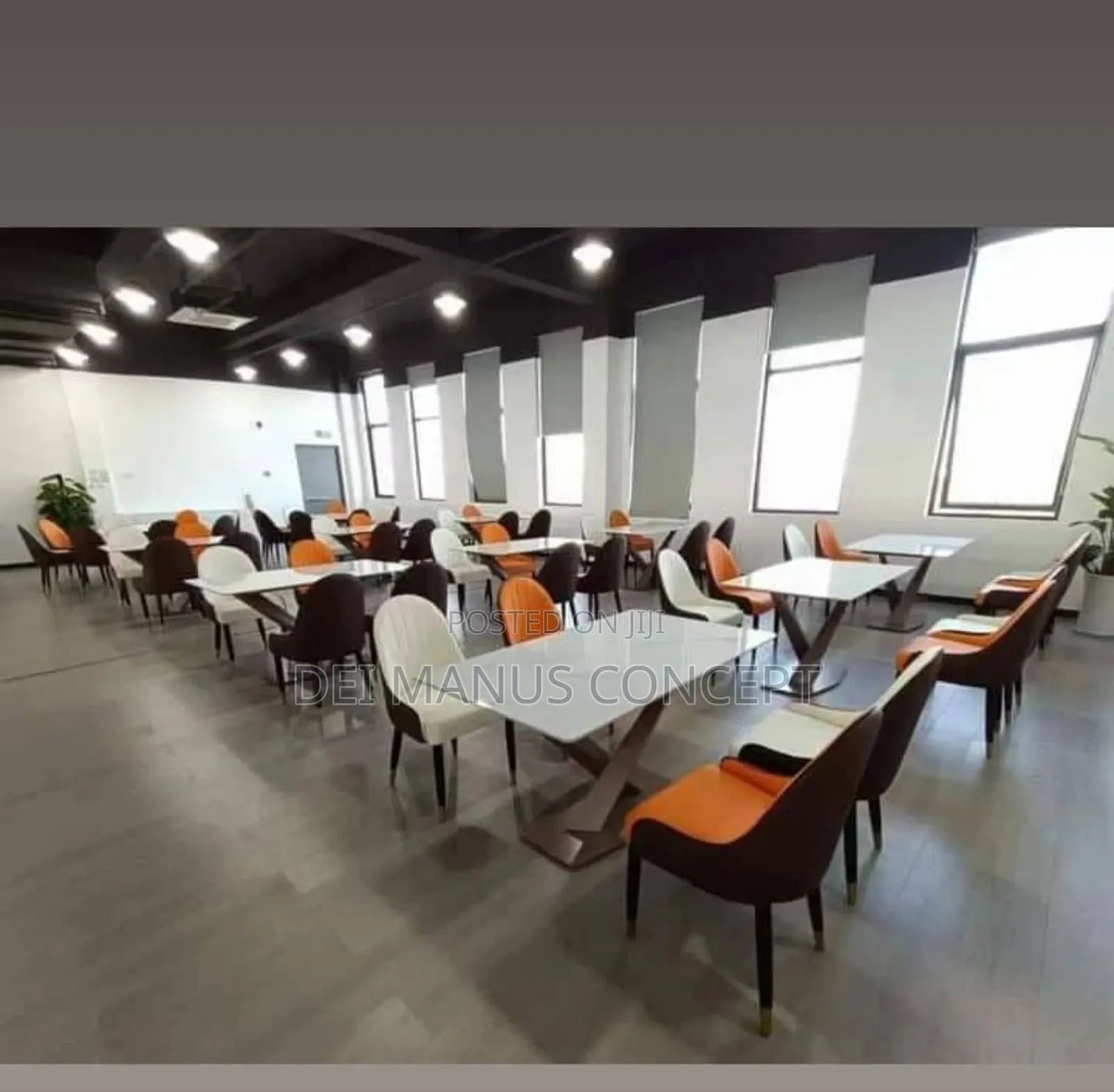 Marble Dining Table for Restaurant, Eateries and Lounge