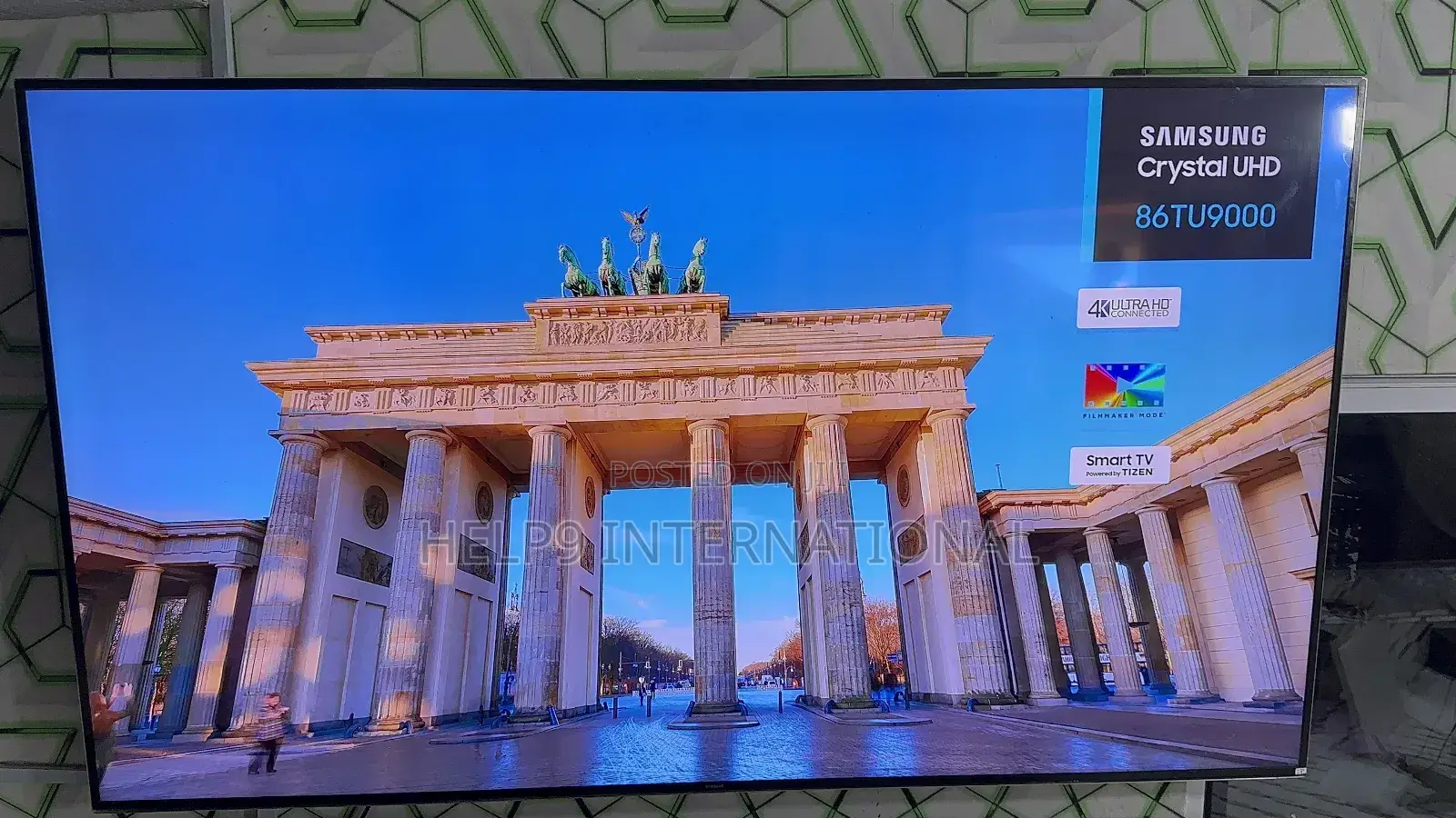 86’’ King Size Samsung Crystal UHD TV With Voice Control