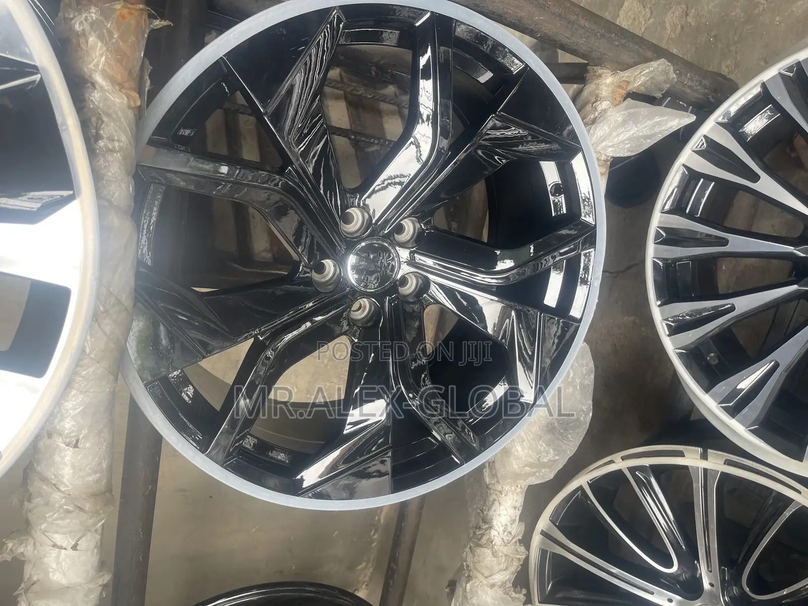 20inches Original Black Venza