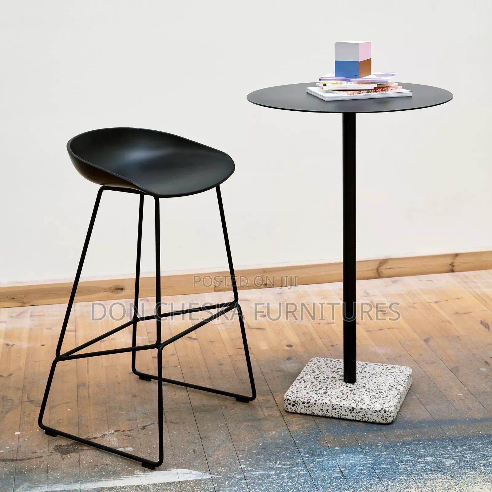 Metal Leg Bar Stool