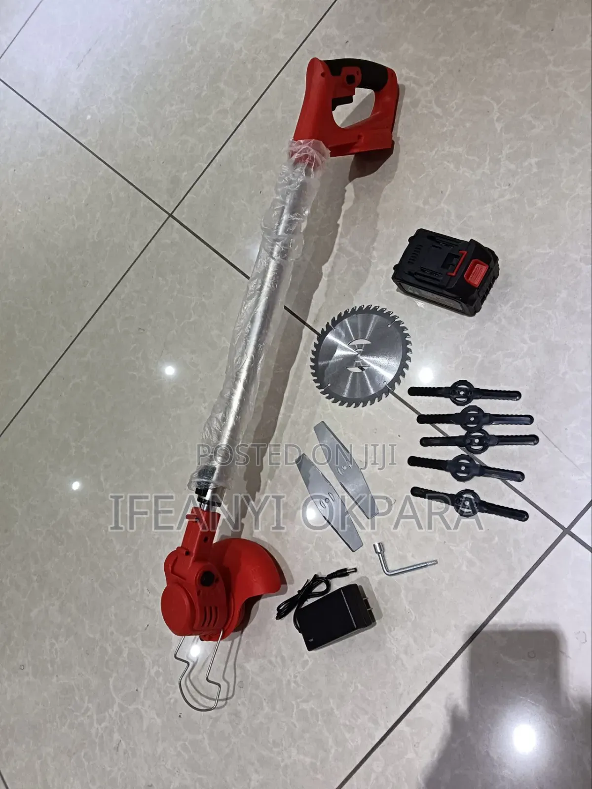 Grass Cutting Machine With 2 Powerful 98v Batteries
