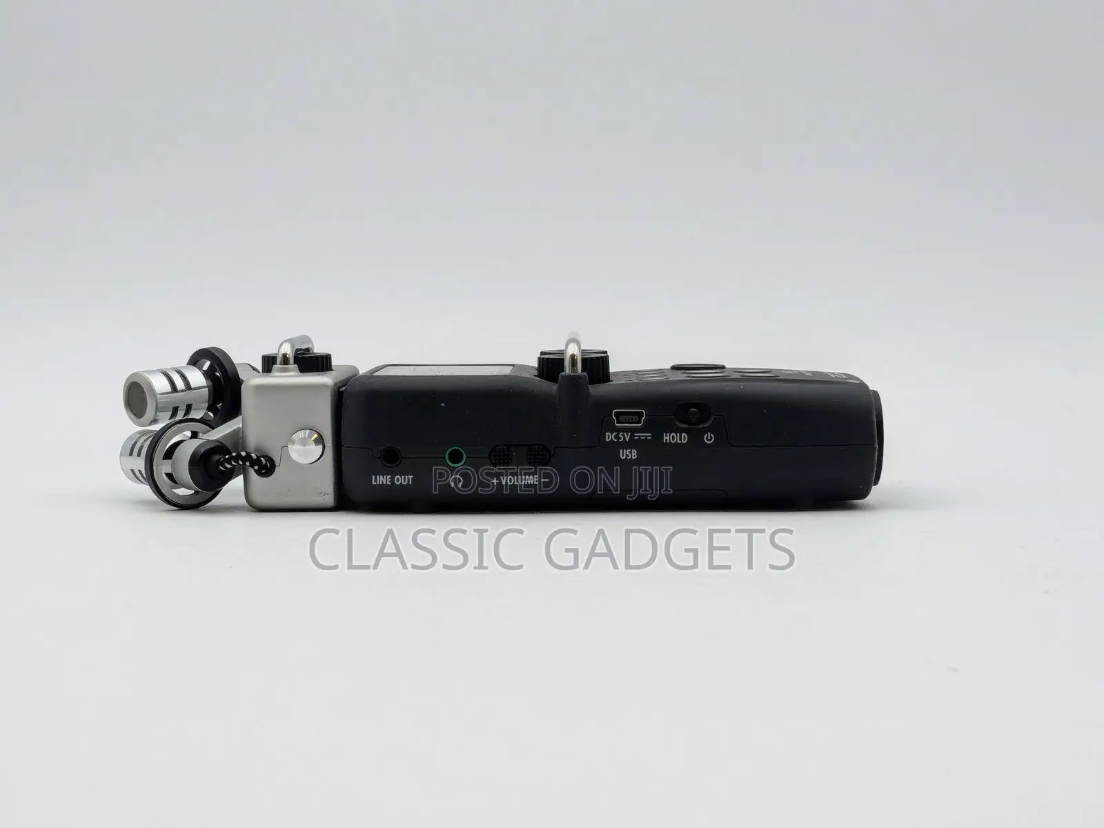Zoom H5 Track Handy Recorder for Audio,Music, and Podcasting