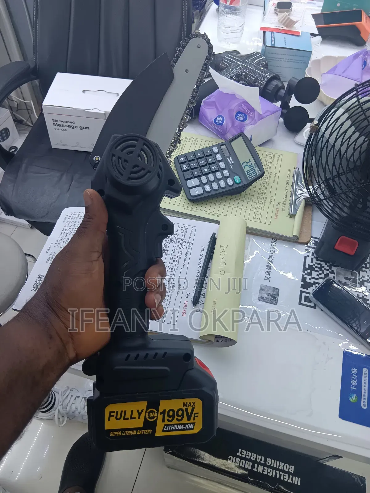 Powerful Rechargeable Saw This 2 Batteries 98v