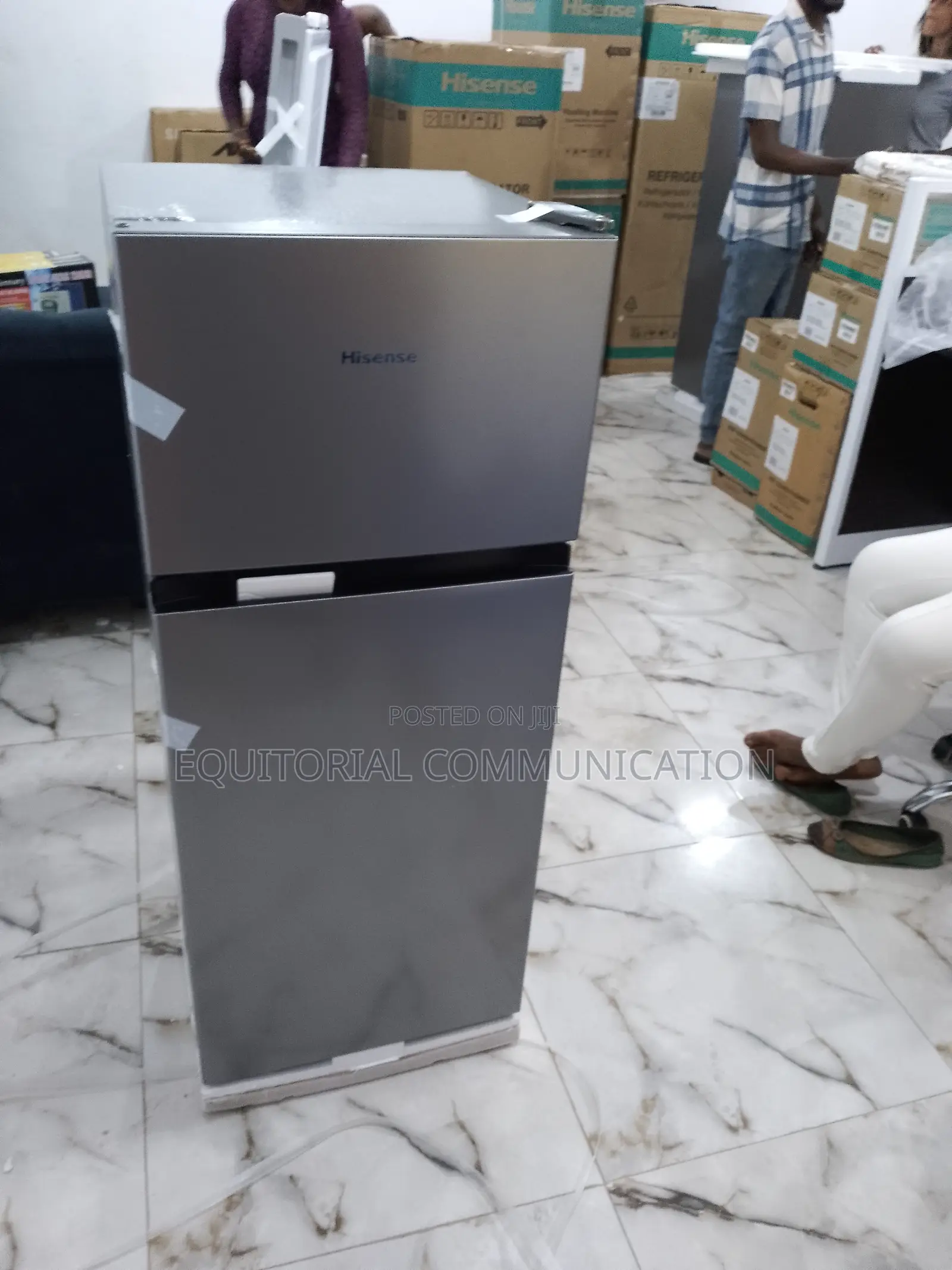 Hisenseref172dr in-Built Led Light Refrigerator