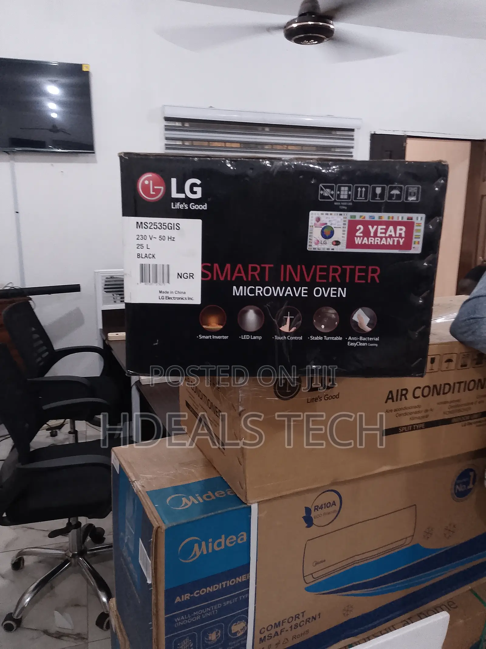 Fast-Selling Smart Inverter LG Microwave - 25L