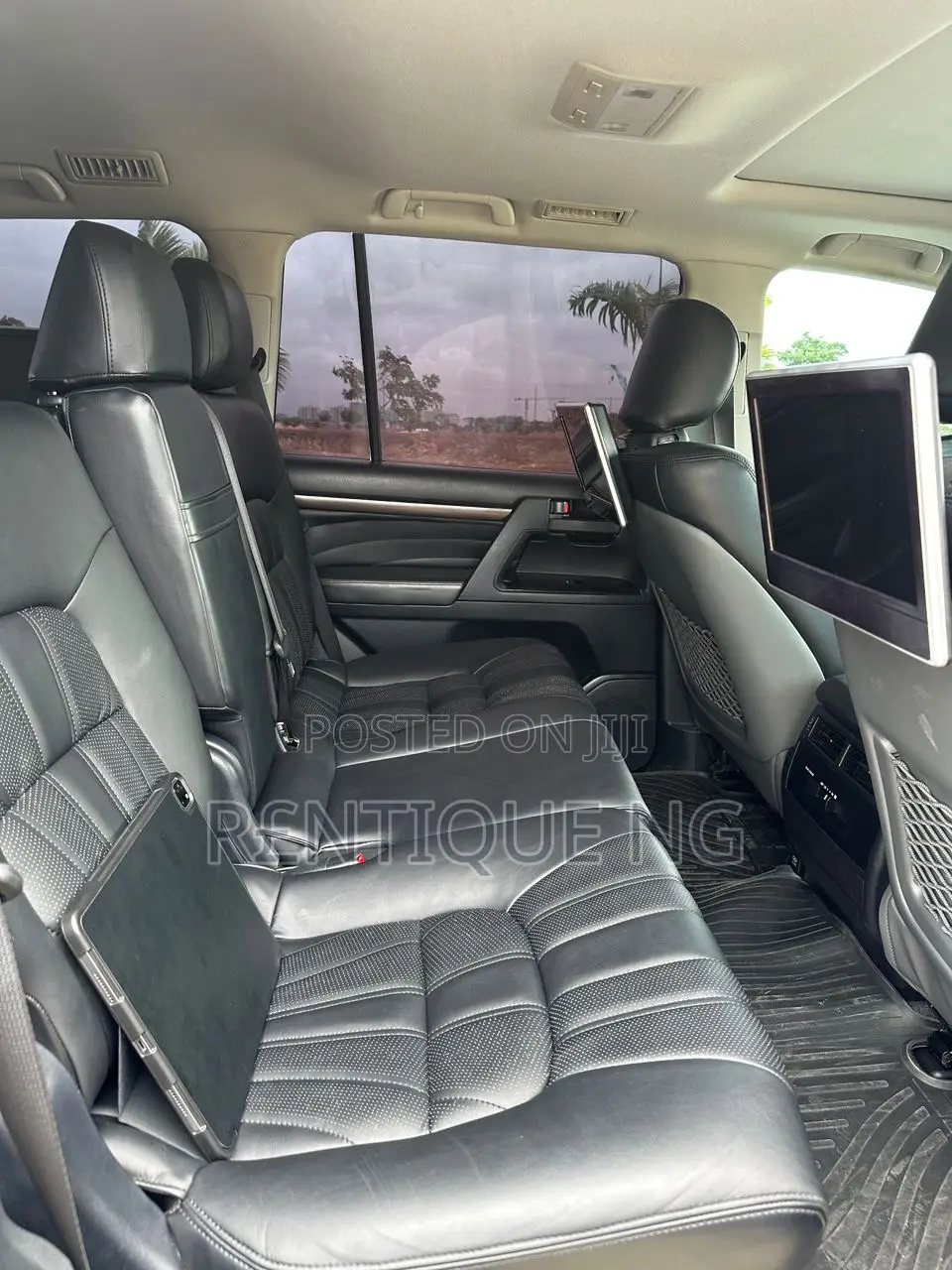 Toyota Land Cruiser 2021 Available for Hire
