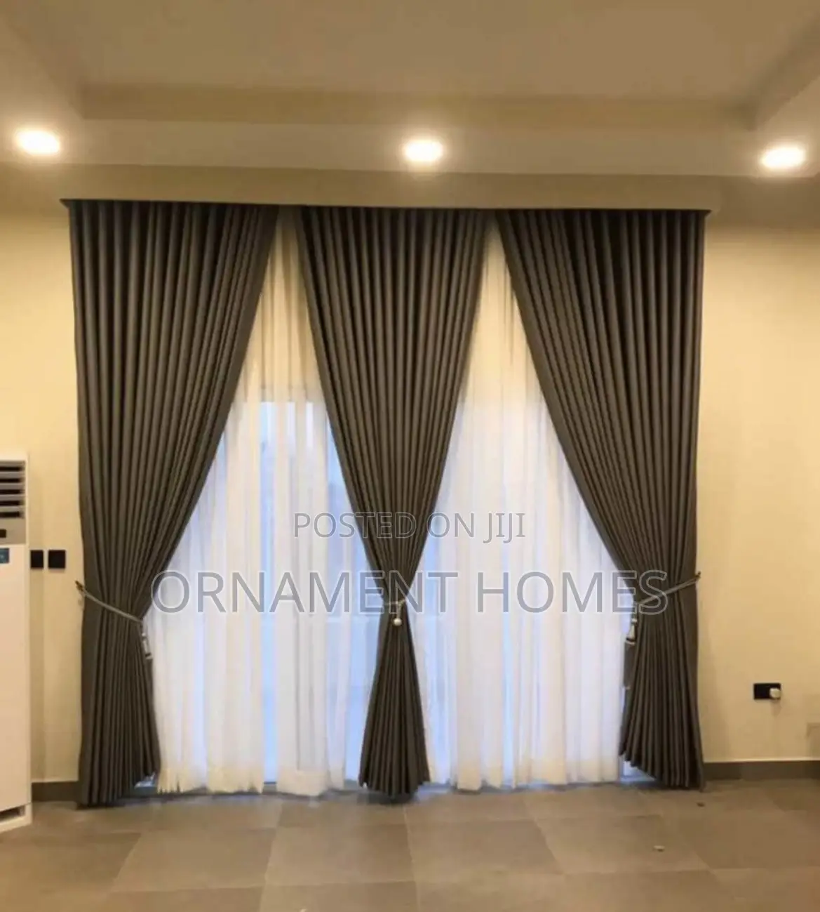 Italian Curtain Shade