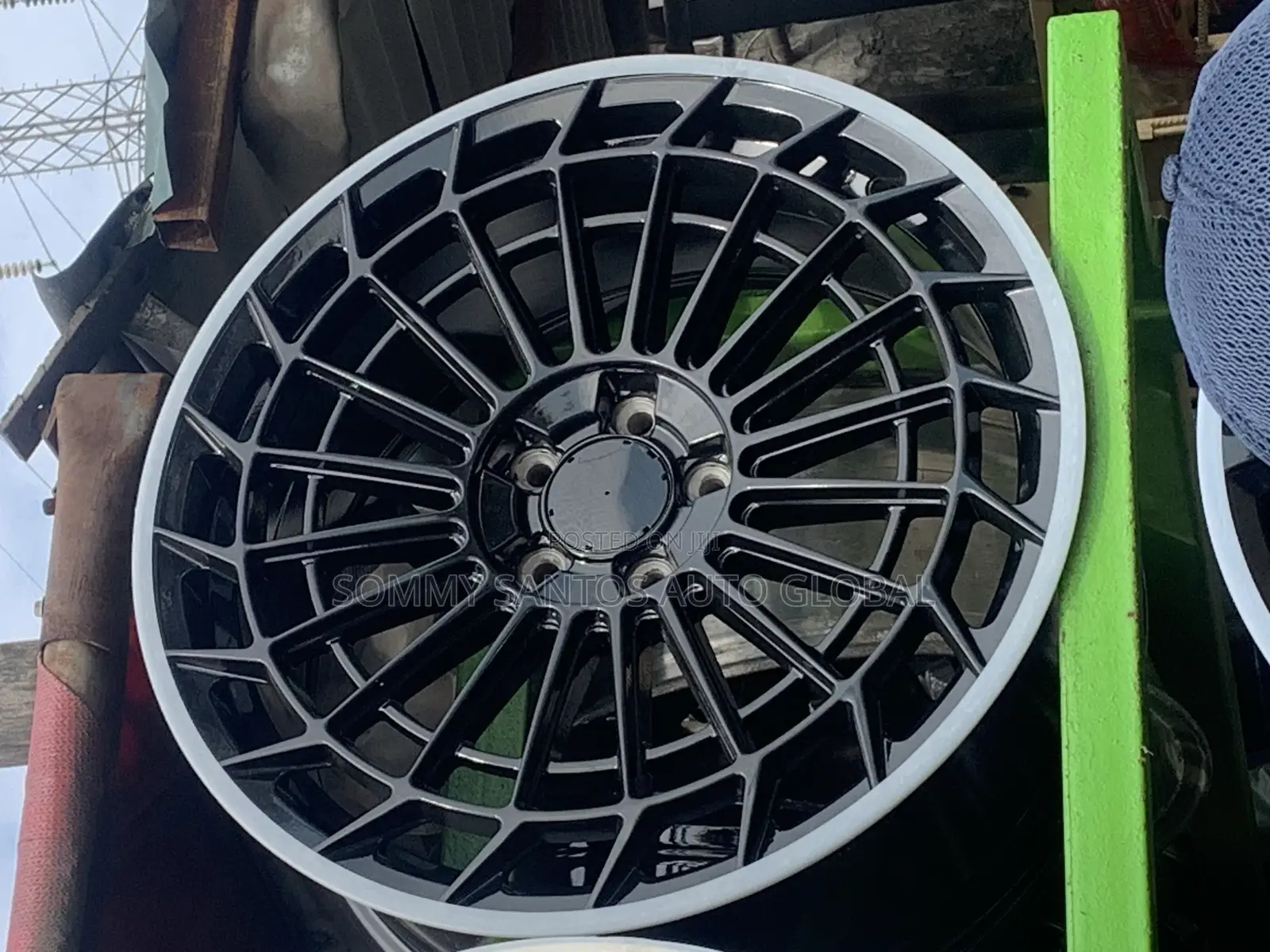 Original Wheel Rim for Mercedes Jeep Size 20 Available