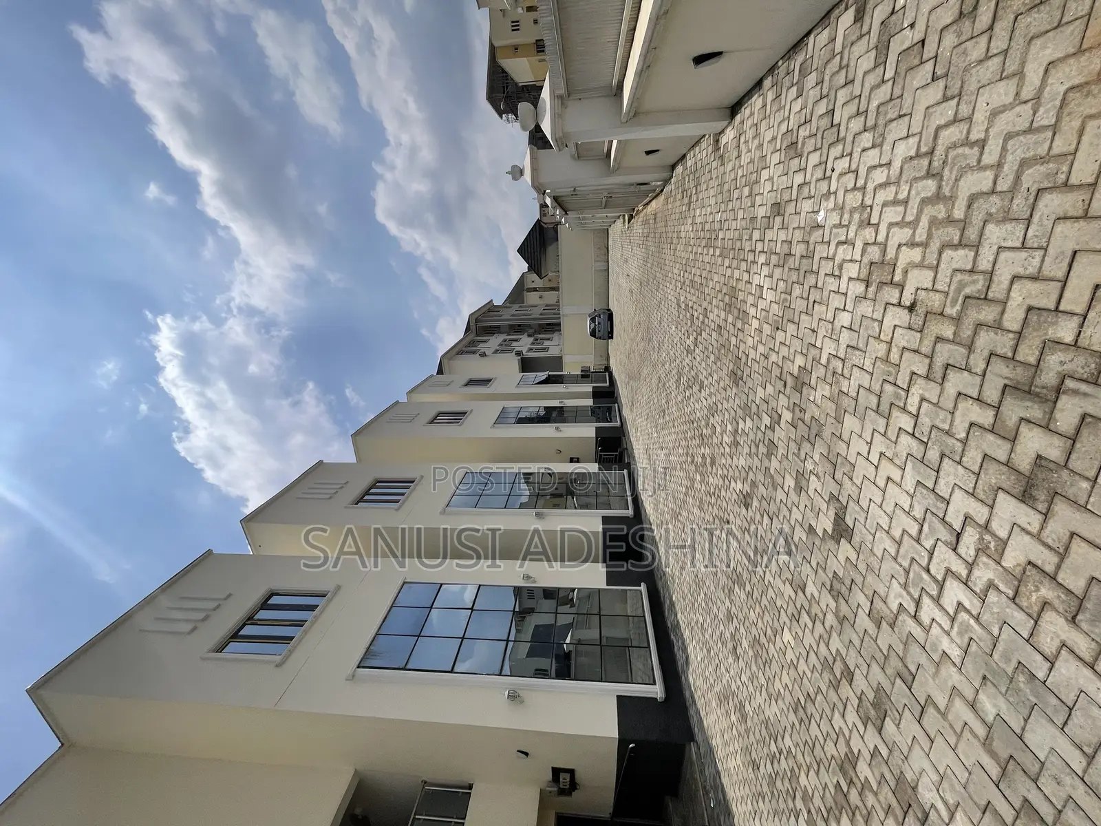 4bdrm Duplex in Wuye Abuja Nigerian for sale