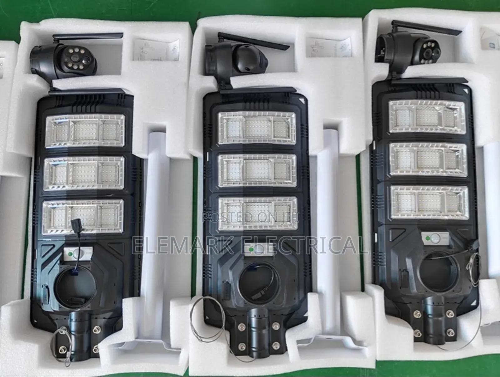 Ai Solar Street Light With CCTV Cameras 360