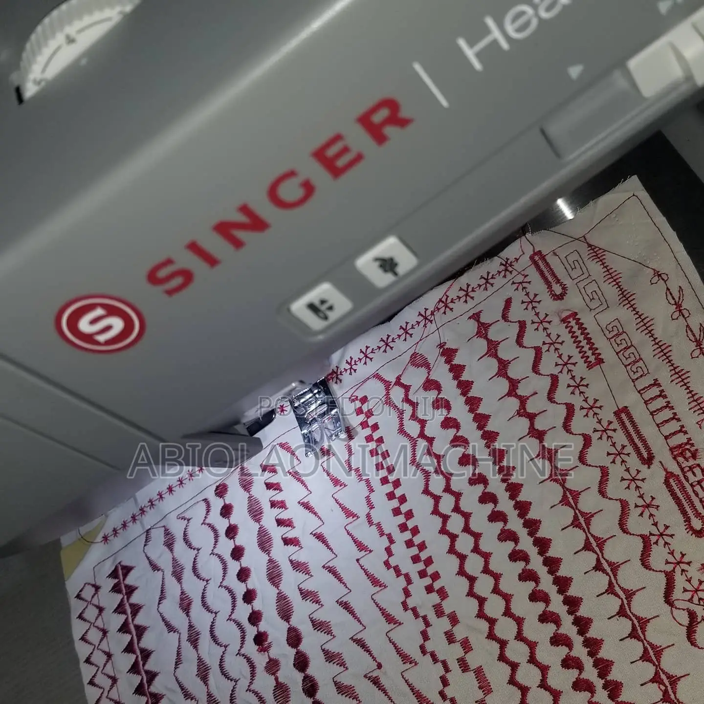 Singer Heavy Duty HD6805C Sewing Machine