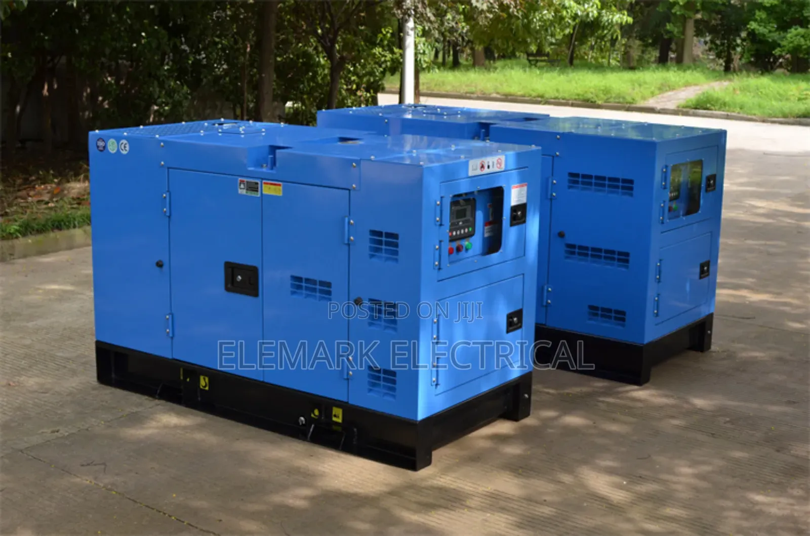 60hz Soundproof Powered by Perkins Engine 80kva,30kva