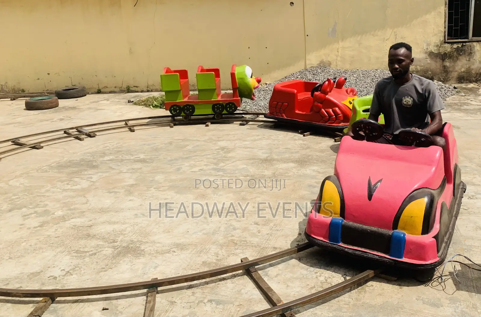 Stationary Train Ride Available for Rent at Headway Events