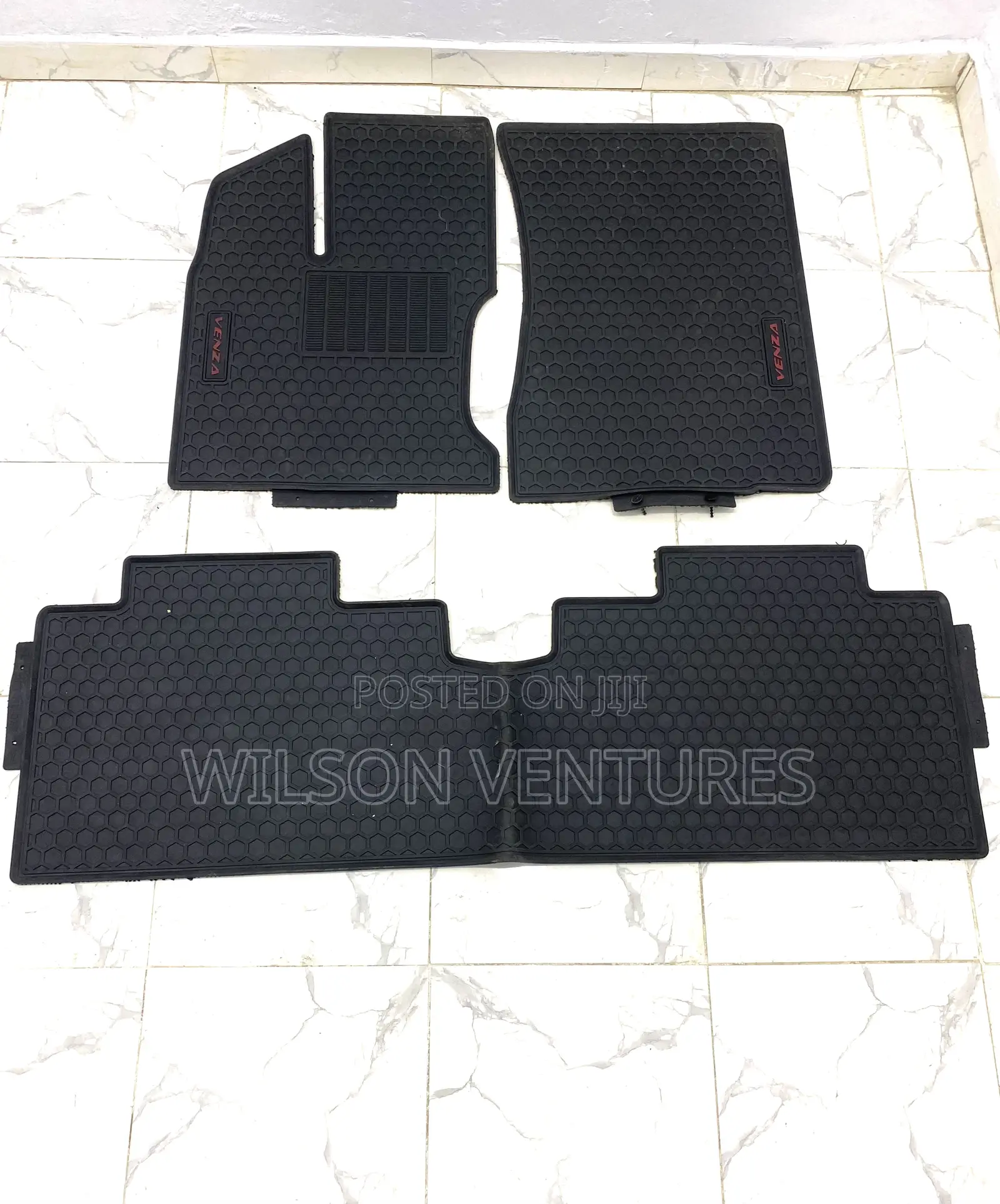 Follow Come Toyota Venza Foot Mat