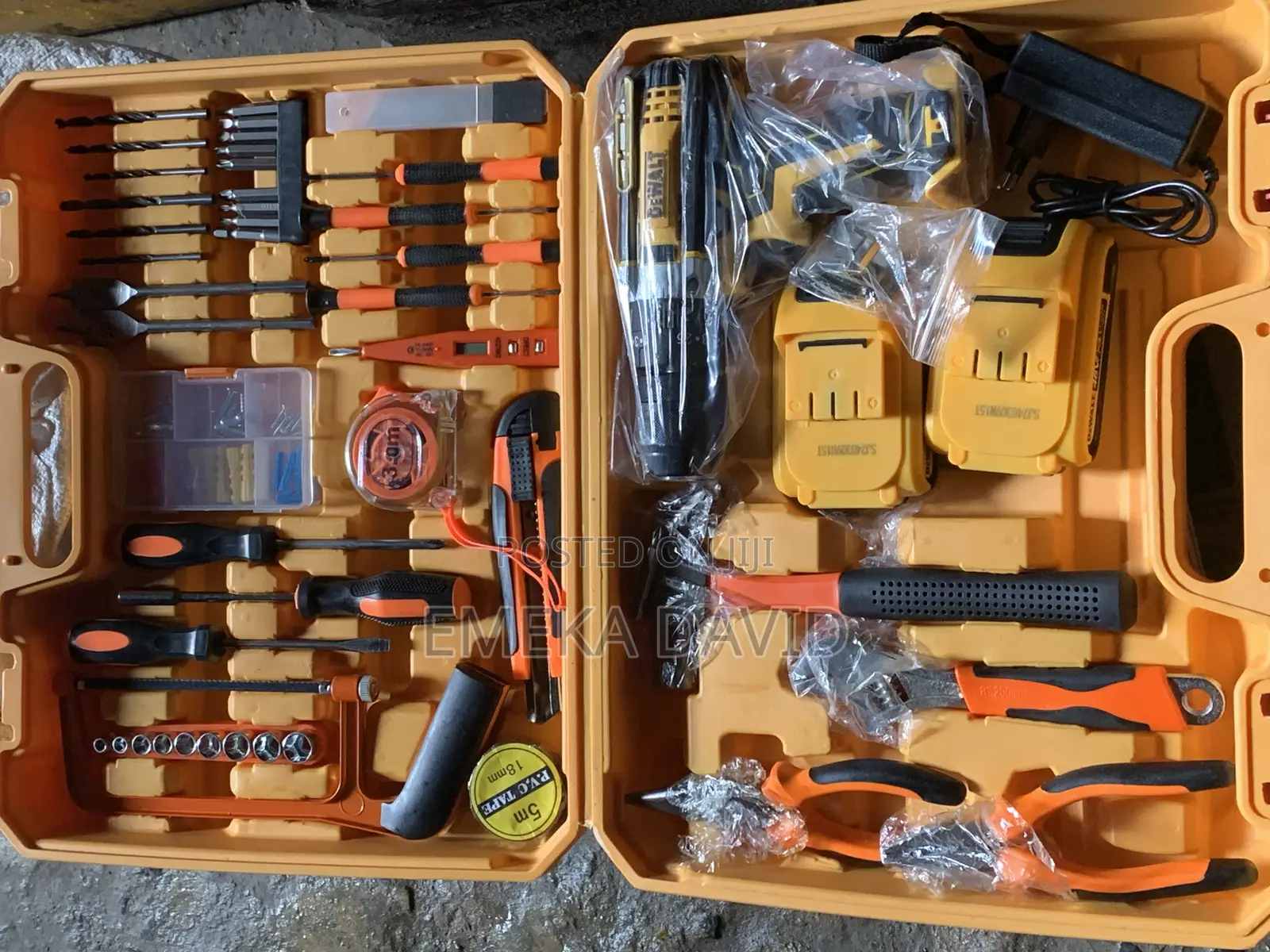 Dewalt Tools Set With Cordless Machine