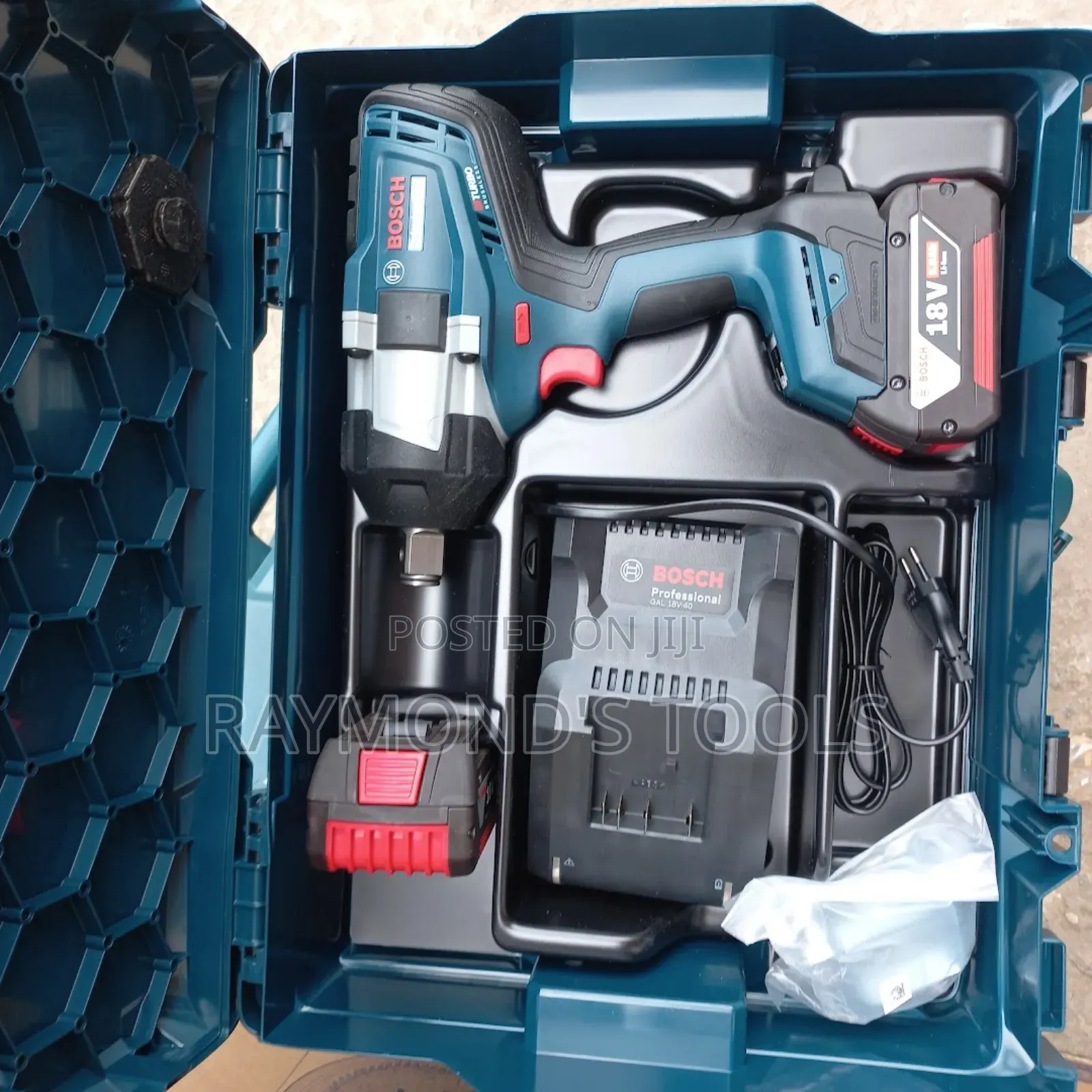 GDS 18v-1050 Bosch Cordless 3/4 Inch Impact Wrench