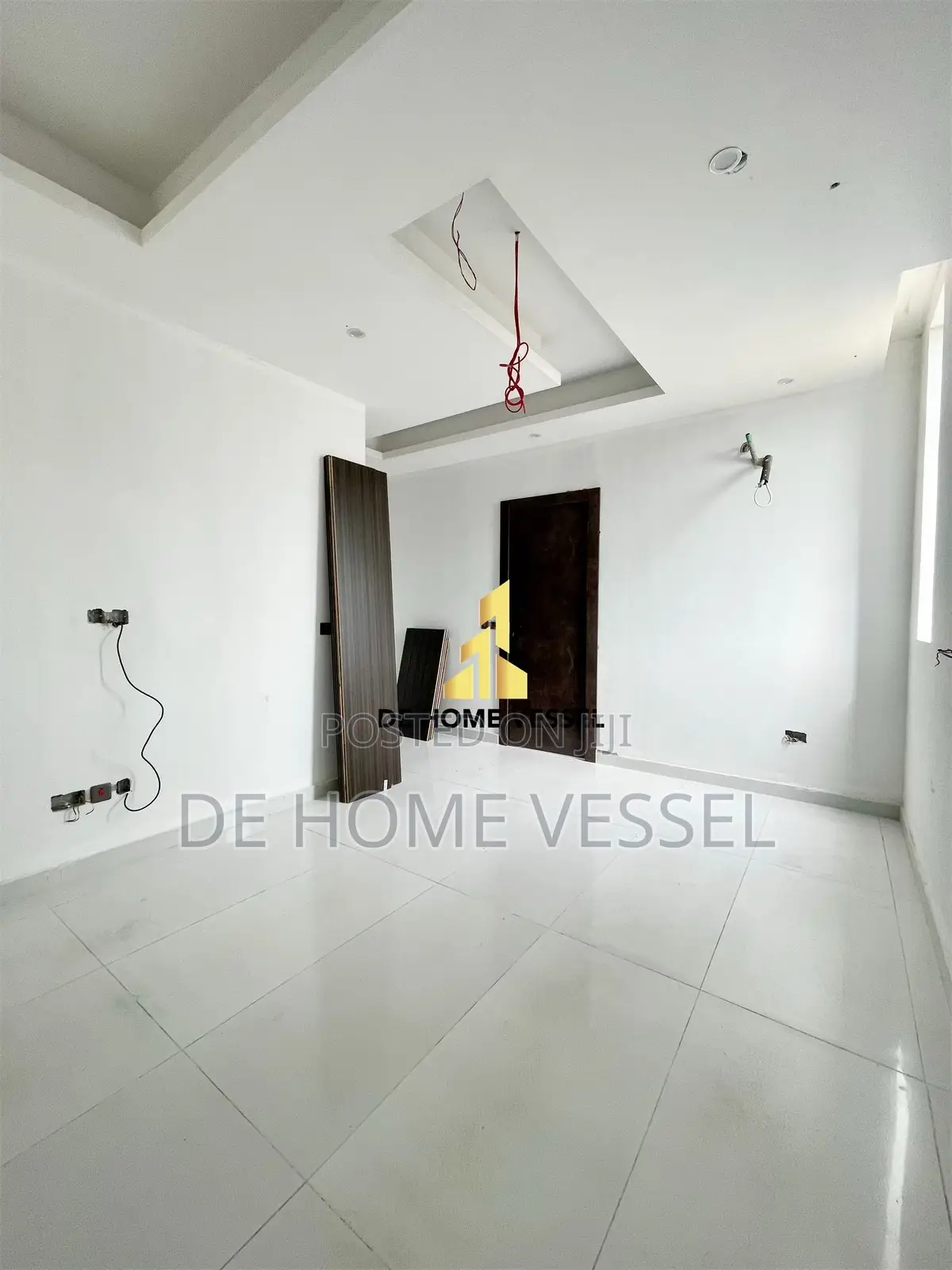 2bdrm Apartment in Lekki Phase 1 for sale