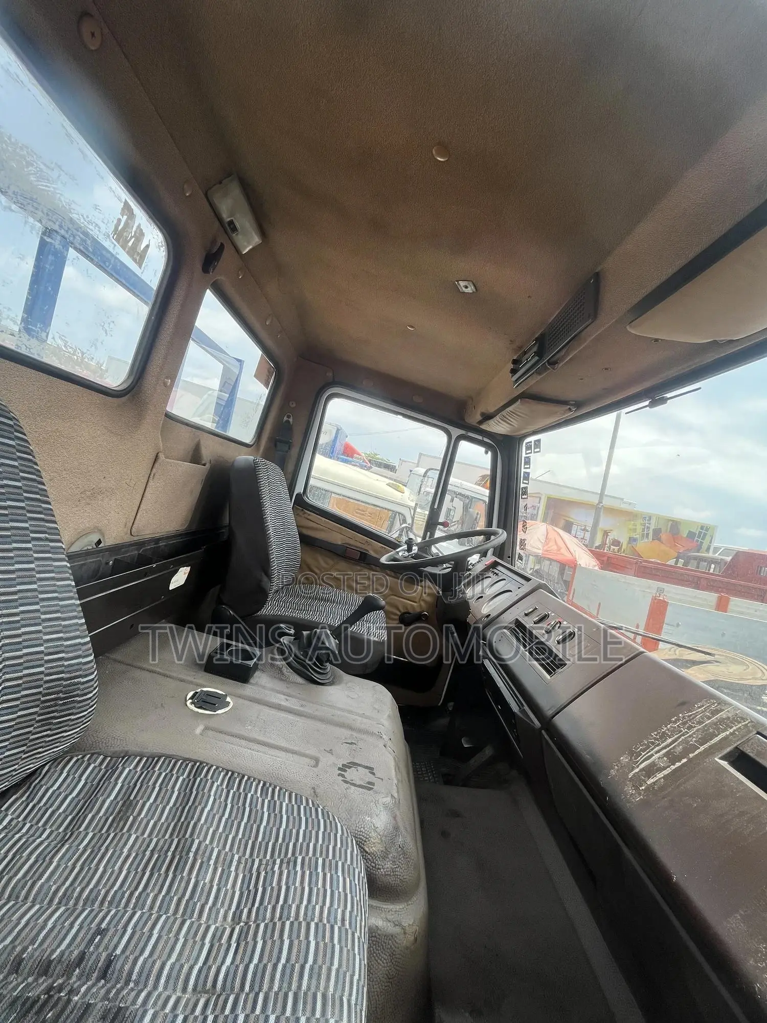 Mercedes-Benz 814 Pick Up