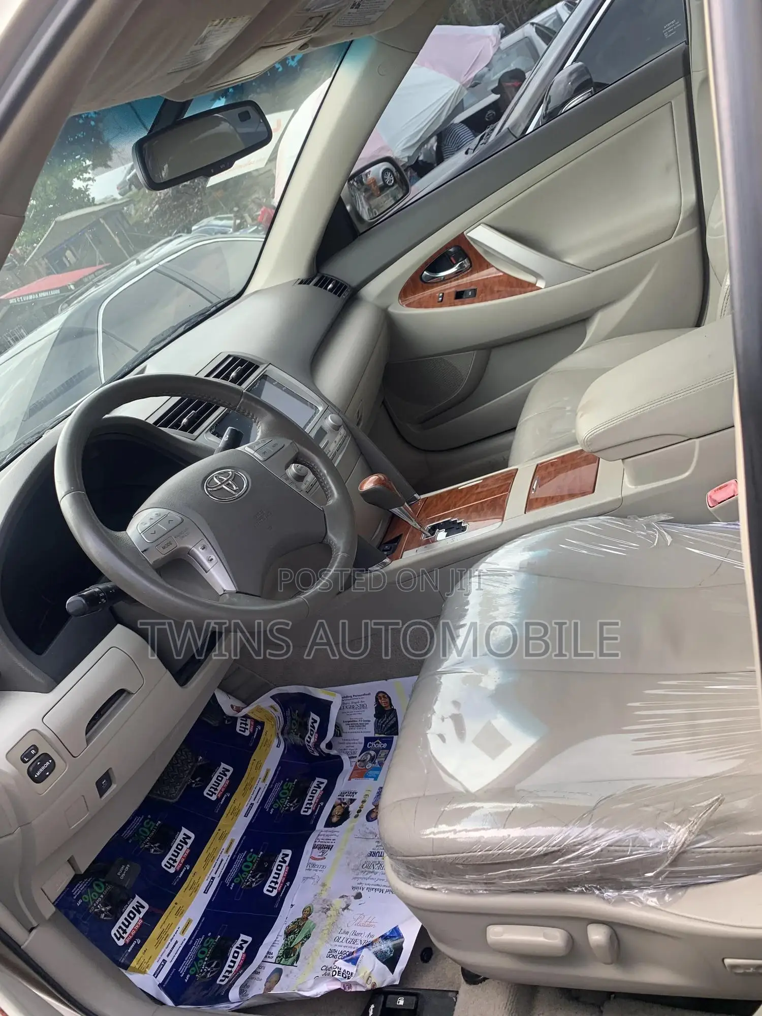 Toyota Camry 2010 Gold