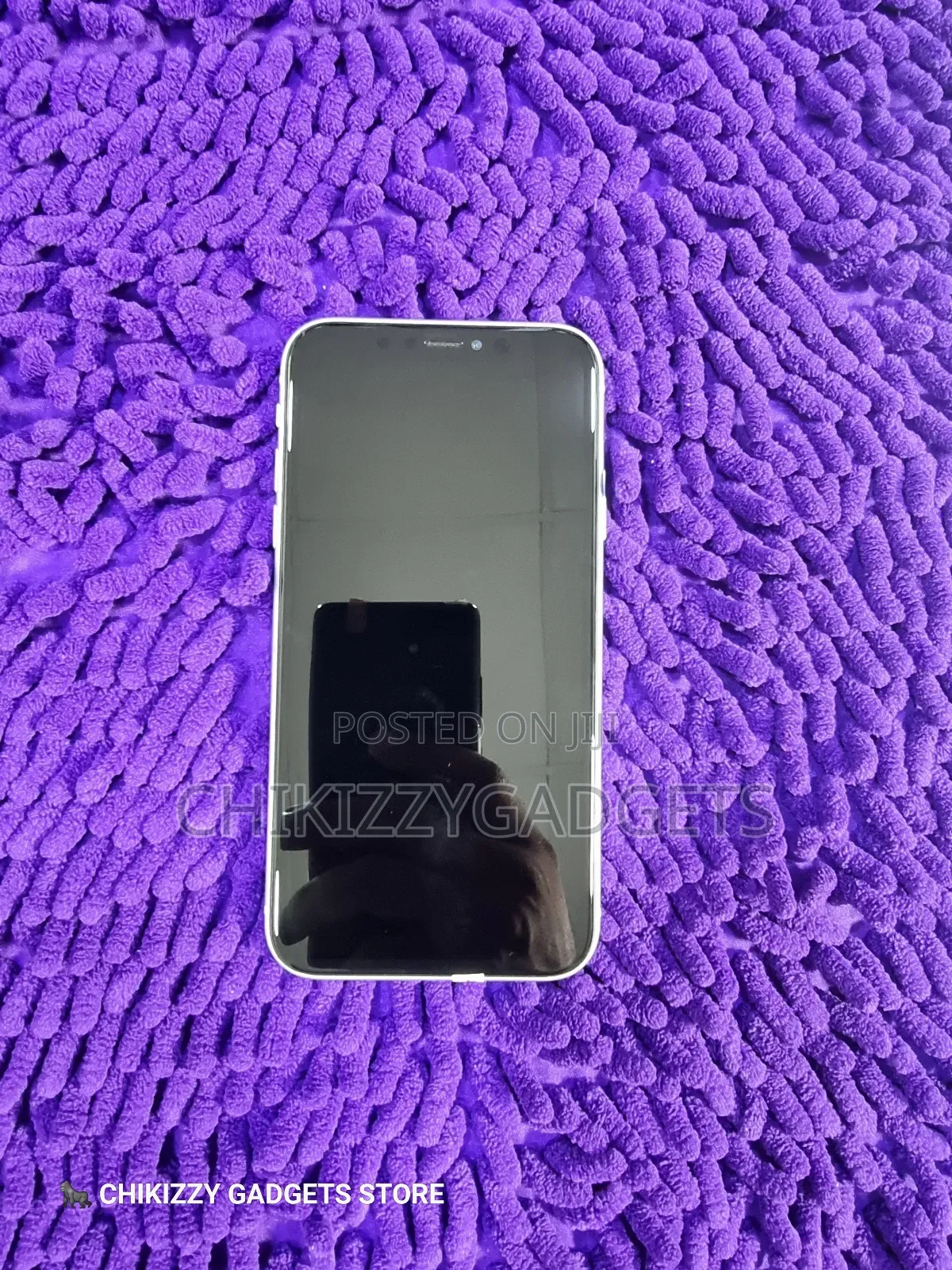 Apple iPhone XR 64 GB White