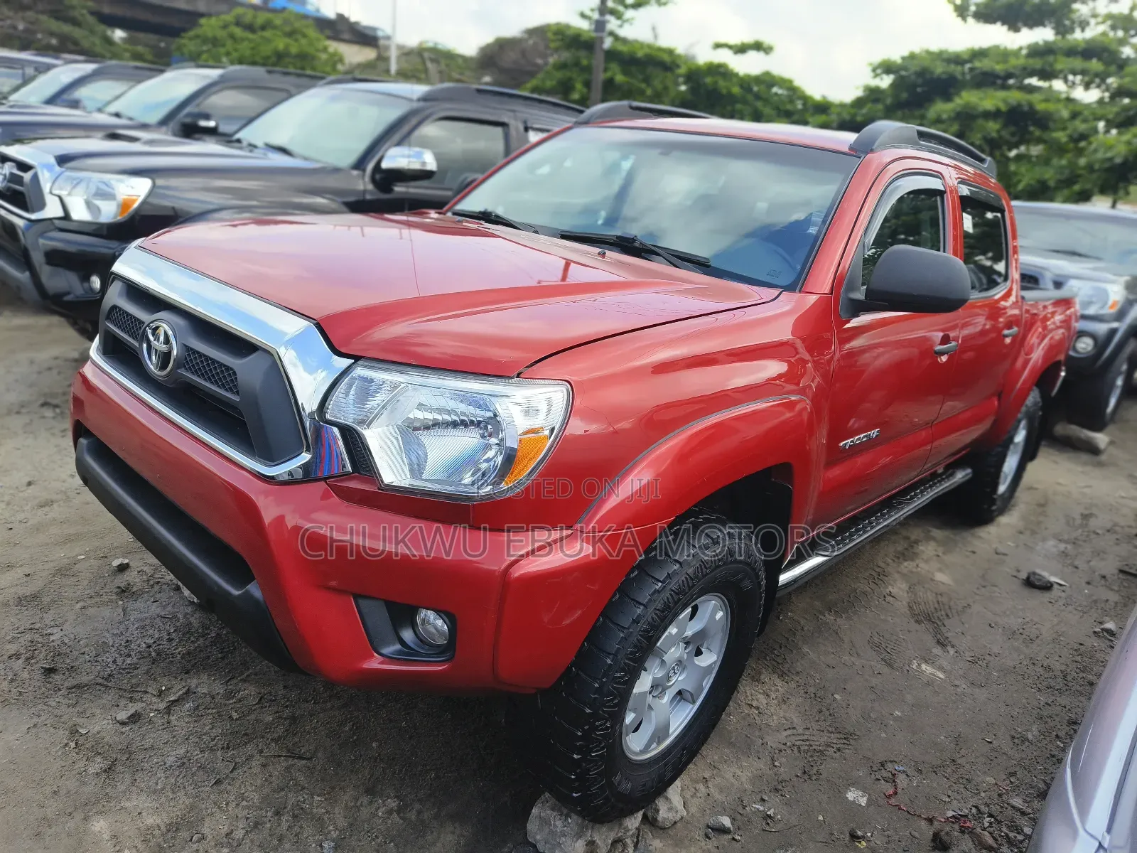 Toyota Tacoma 2015 Red