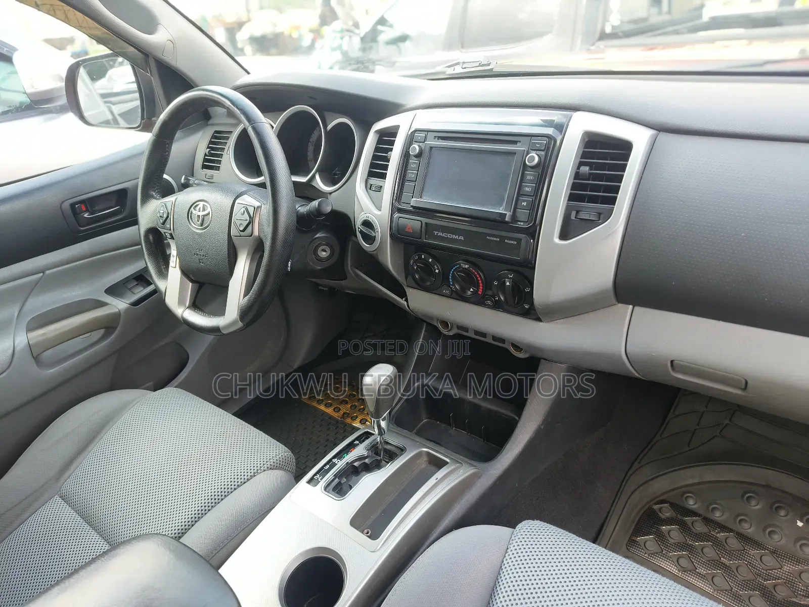 Toyota Tacoma 2015 Red