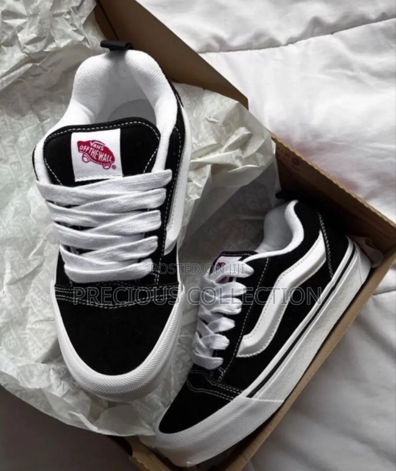 Unisex Vans Lace Up Sneakers